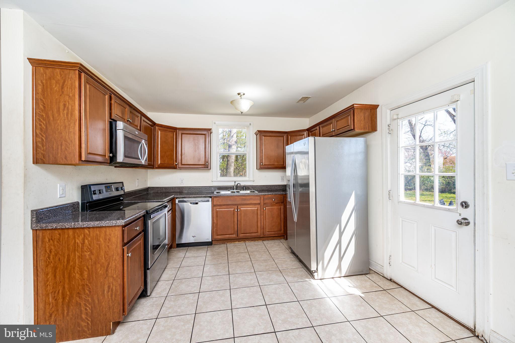 HIGHLAND SPRINGS - Residential