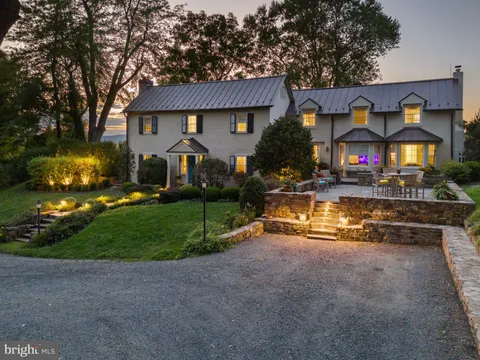 22780 Foxcroft Road, Middleburg, VA MLS: VALO2078260