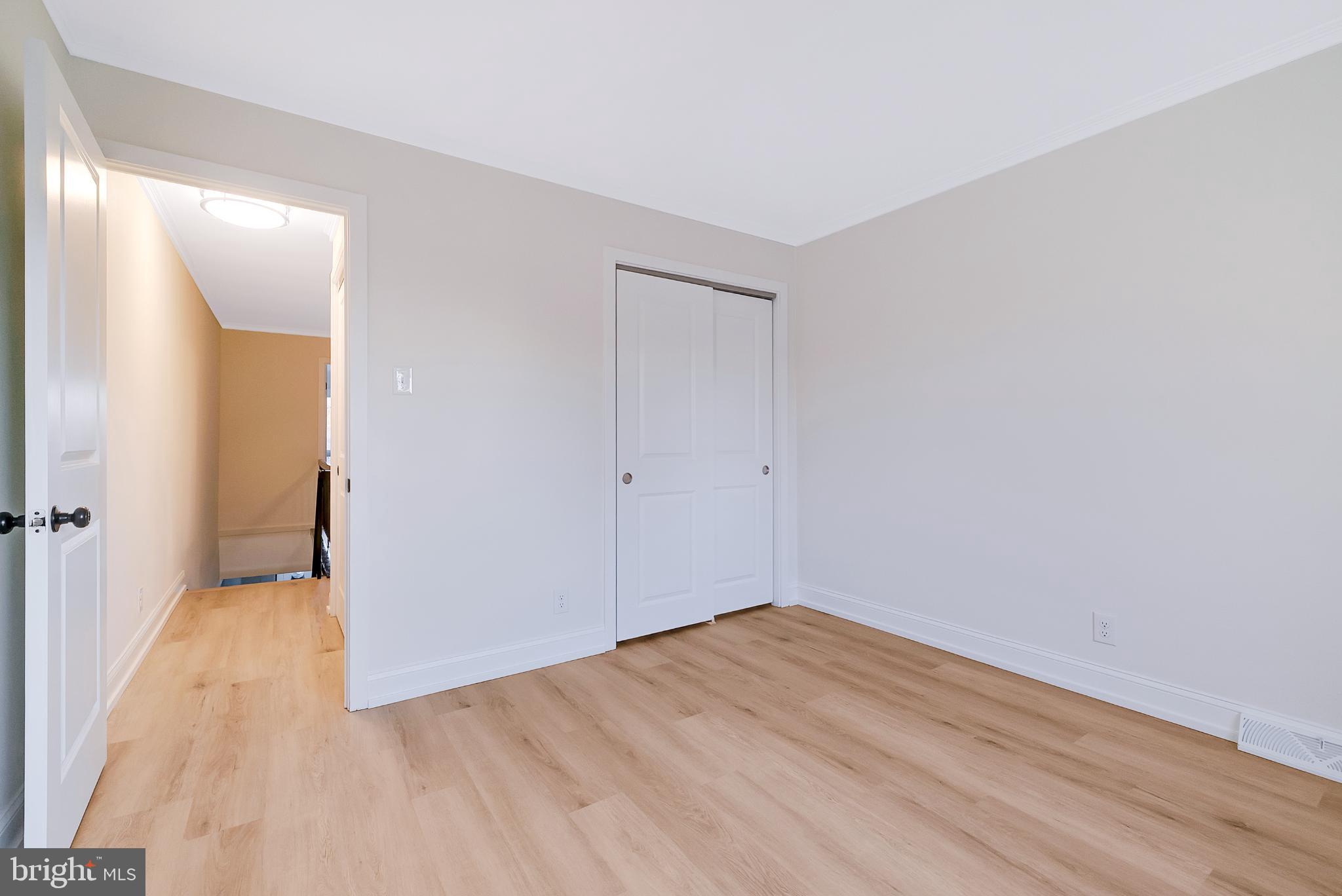 SUMMIT HOUSE - Residential