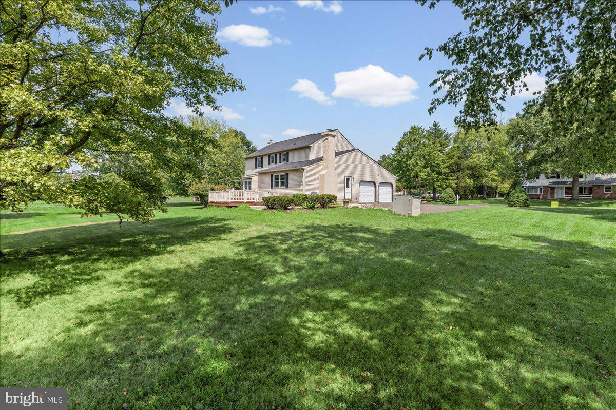 2395 GREENSWARD ROAD N