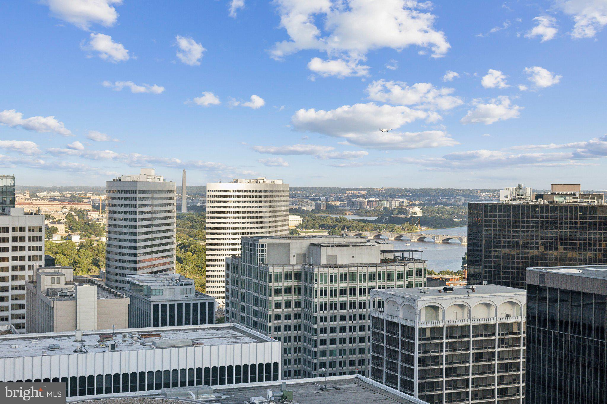 ROSSLYN - Residential