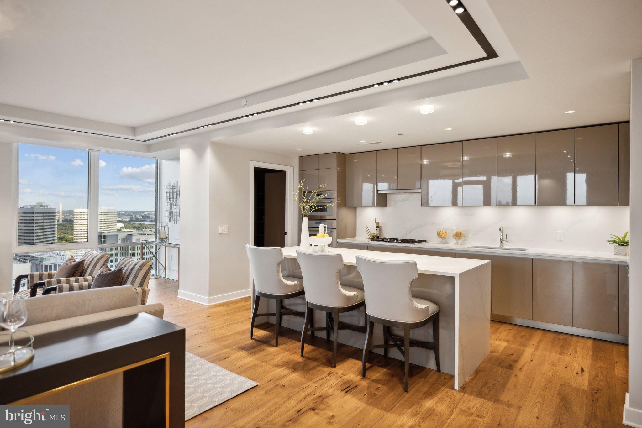 ROSSLYN - Residential