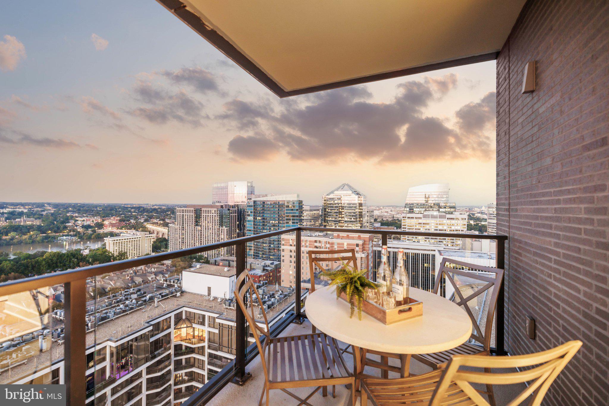 ROSSLYN - Residential