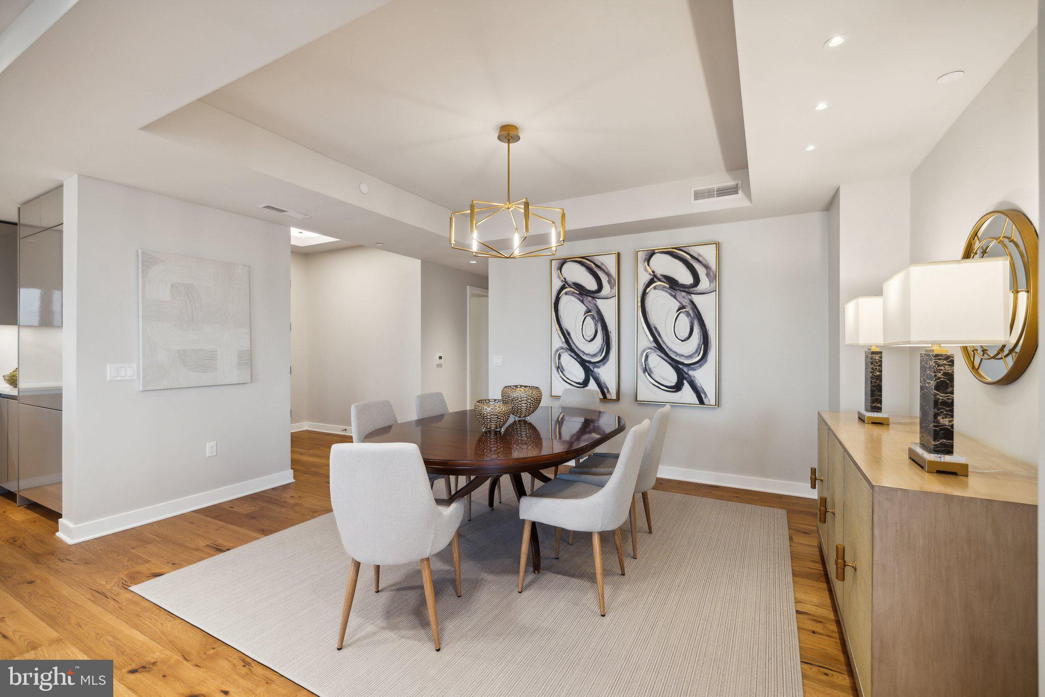 ROSSLYN - Residential