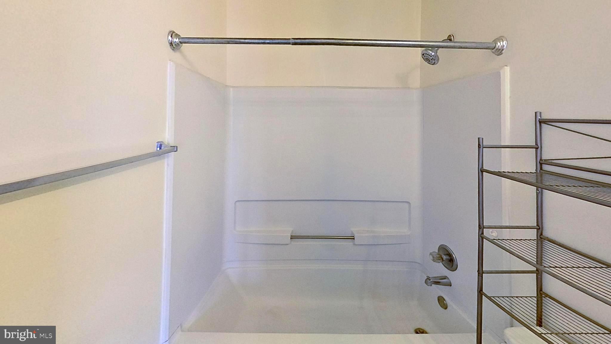 SOUTH HAMPTON - Residential Lease