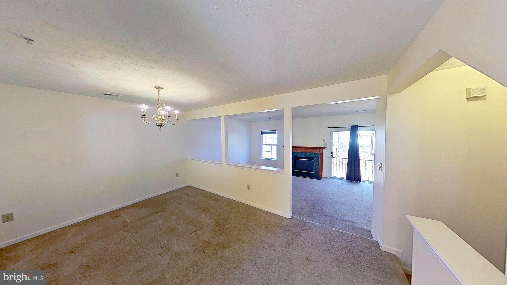 SOUTH HAMPTON - Residential Lease