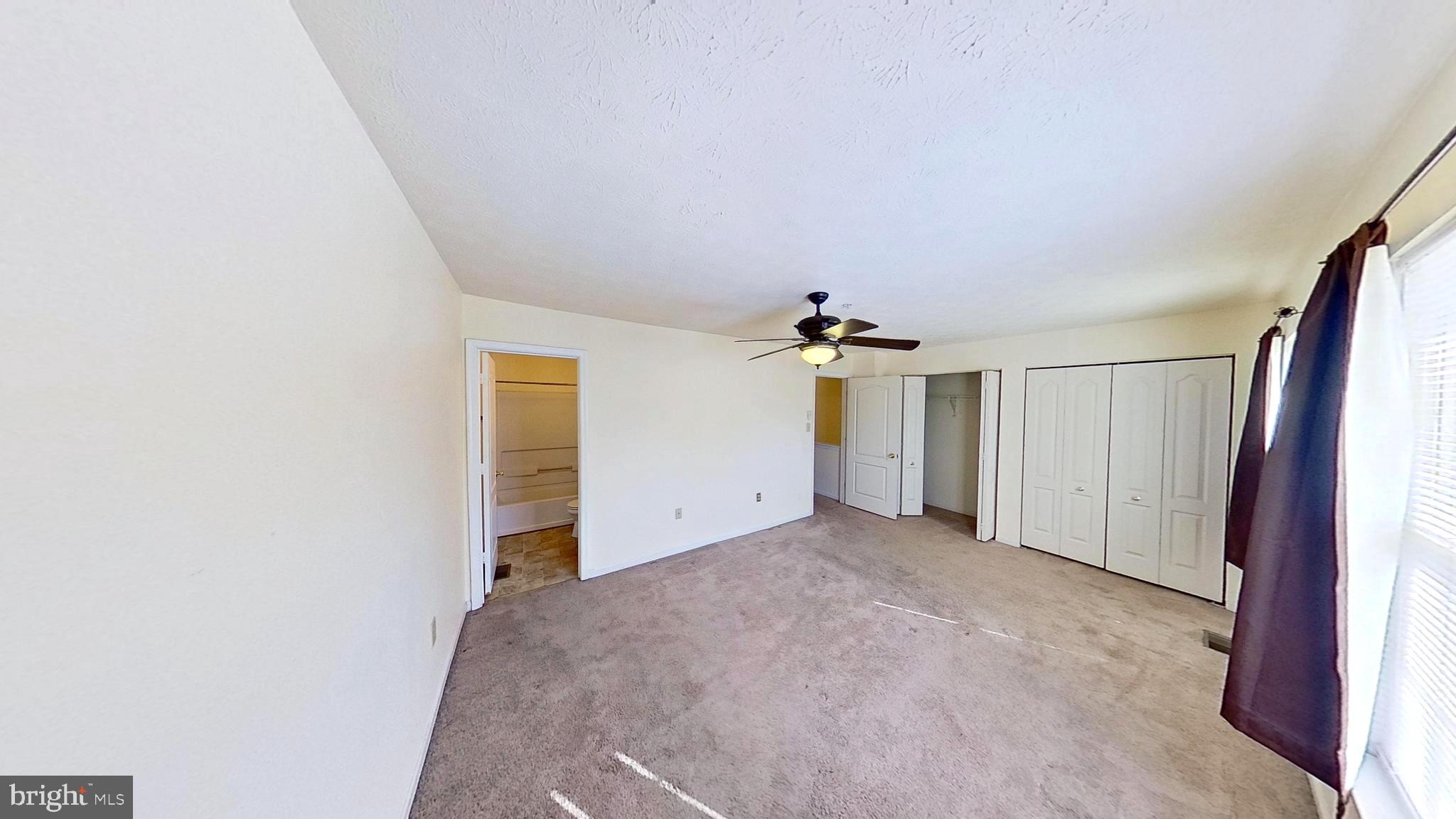 SOUTH HAMPTON - Residential Lease