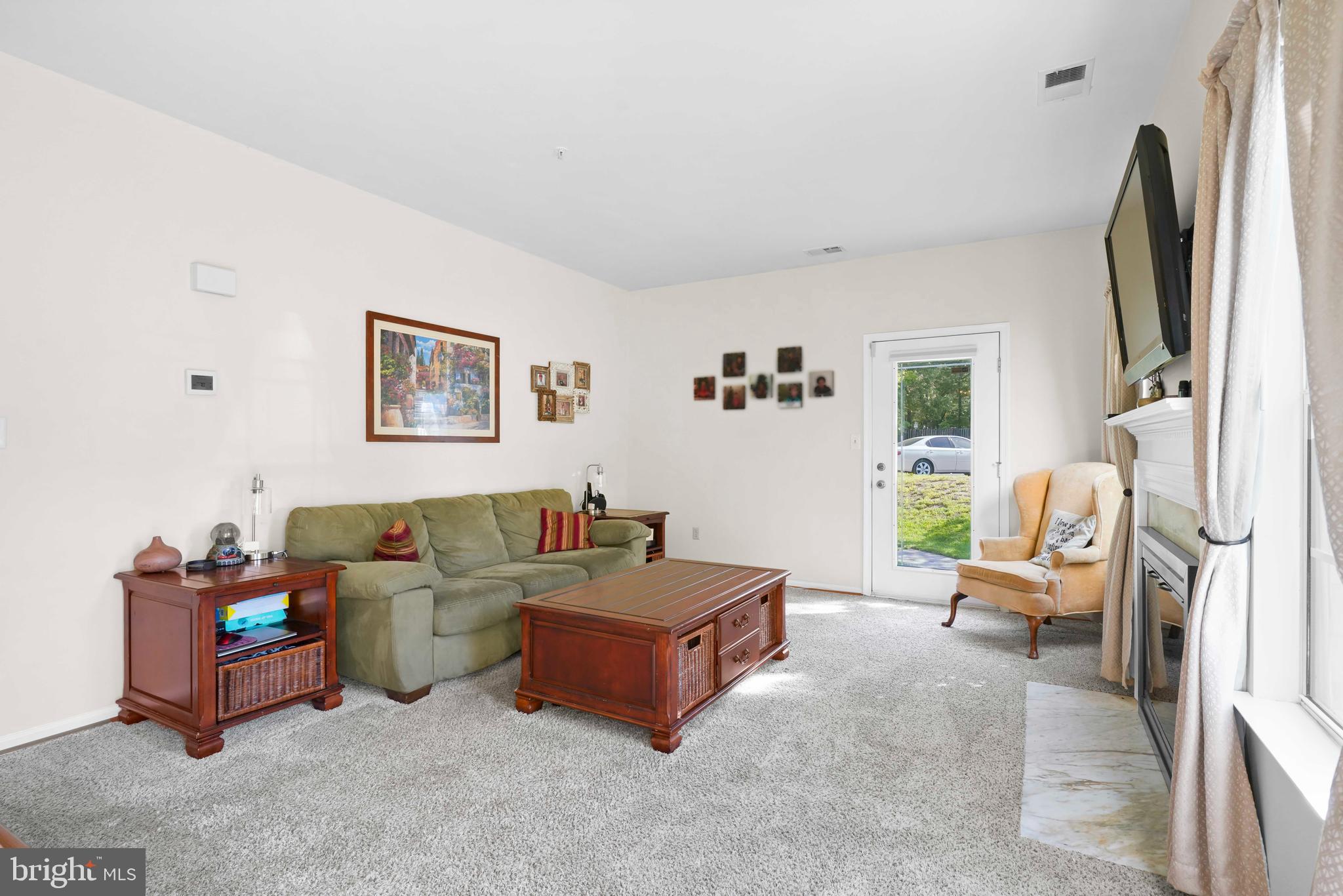 1400 FLATWOOD COURT
