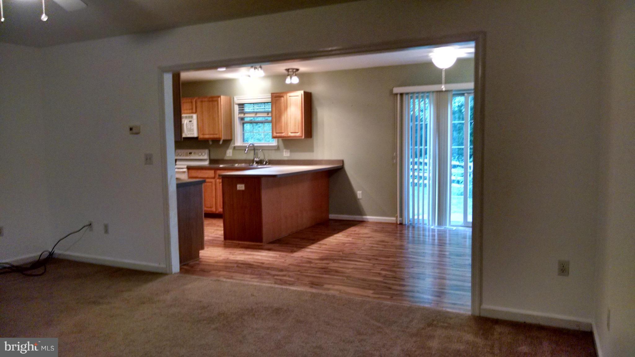 QUEEN ANNE - Residential Lease