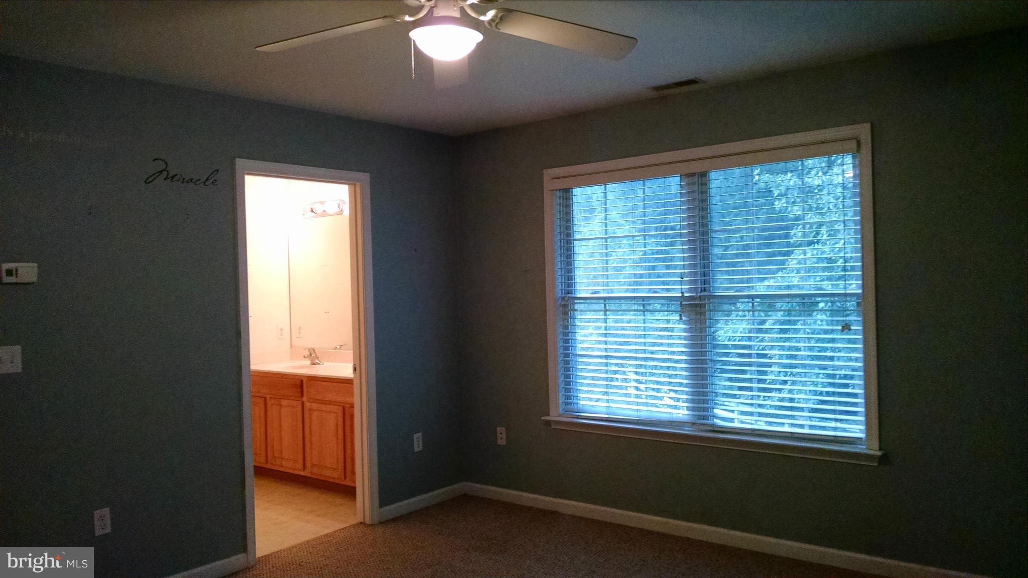 QUEEN ANNE - Residential Lease