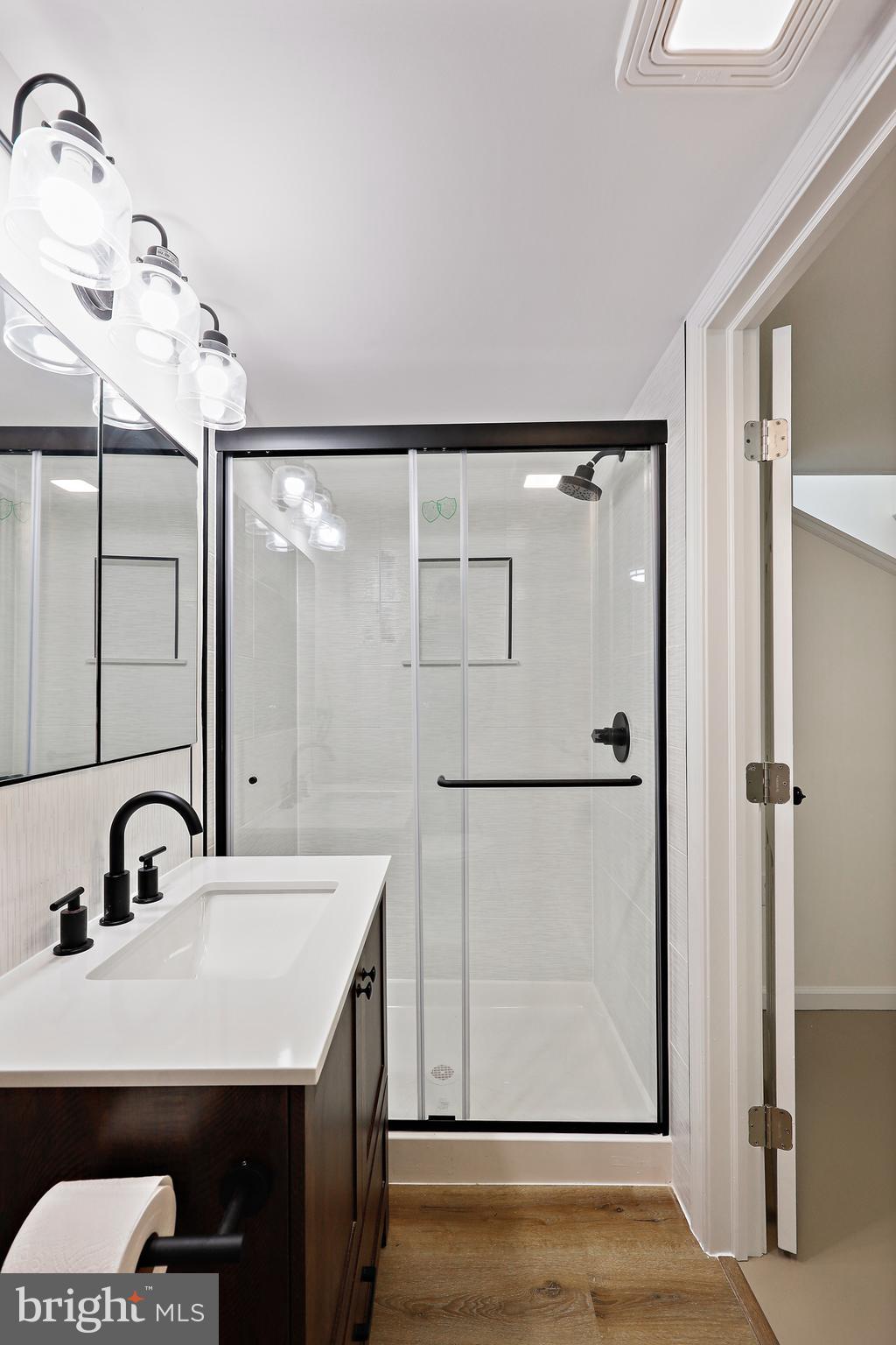 GRANDVIEW - Residential Lease