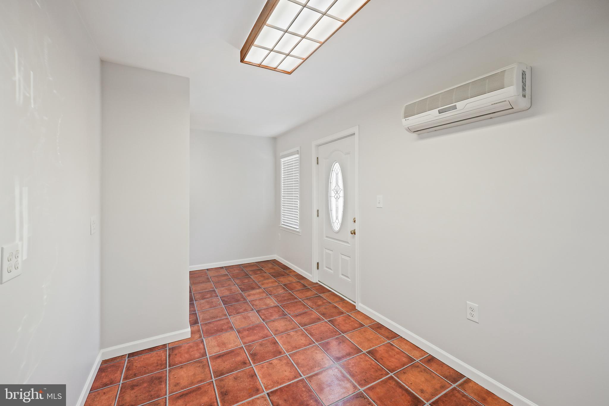 GRANDVIEW - Residential Lease