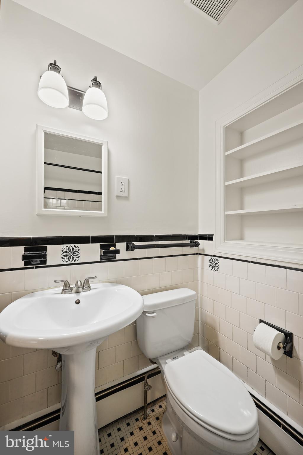 GRANDVIEW - Residential Lease