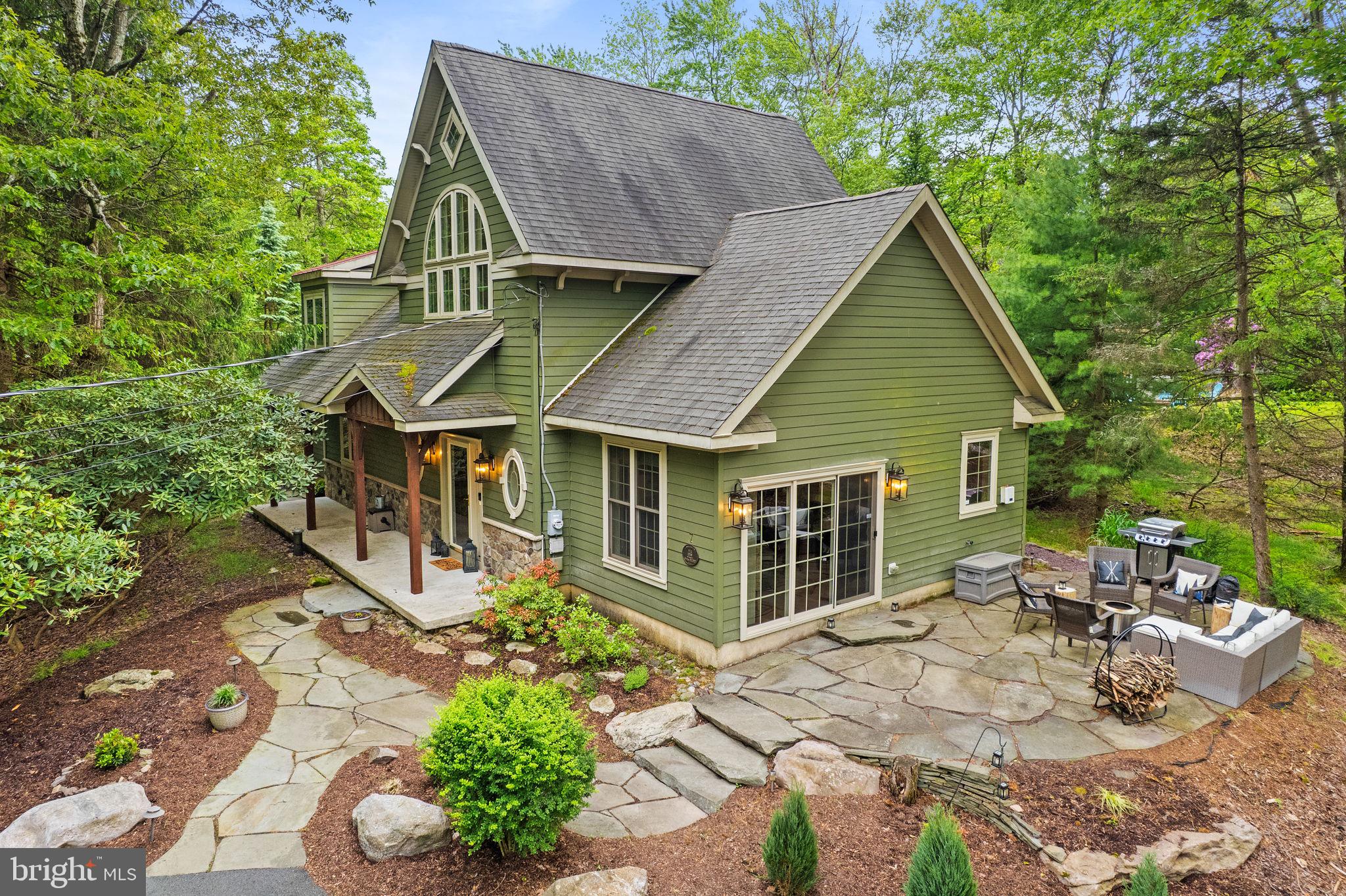 7 RED OAK ROAD