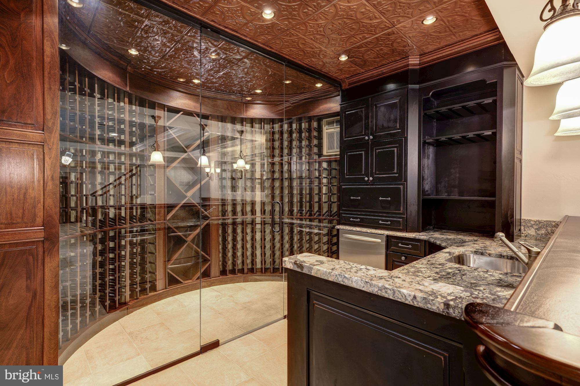 FALCON RIDGE - Residential