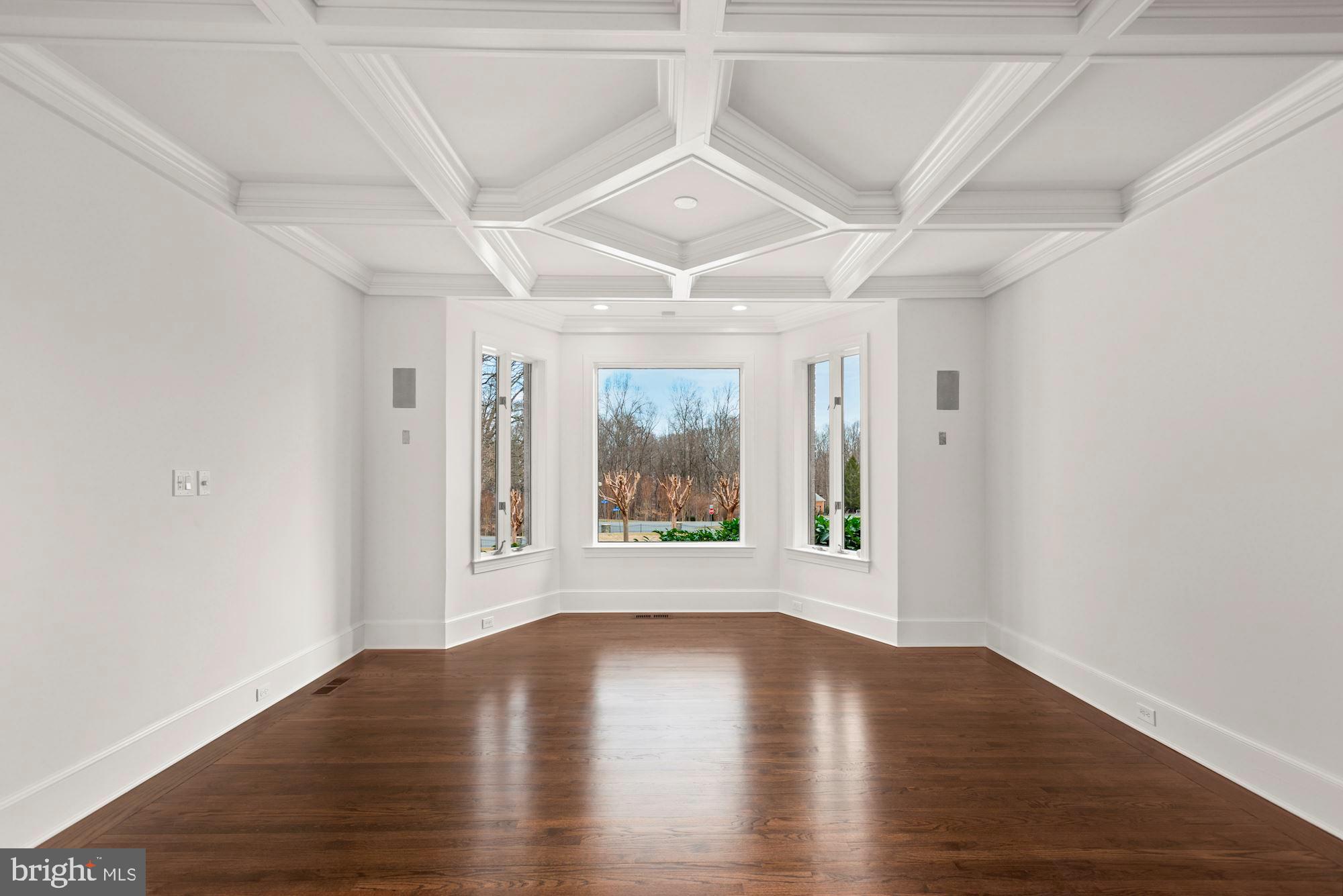 FALCON RIDGE - Residential