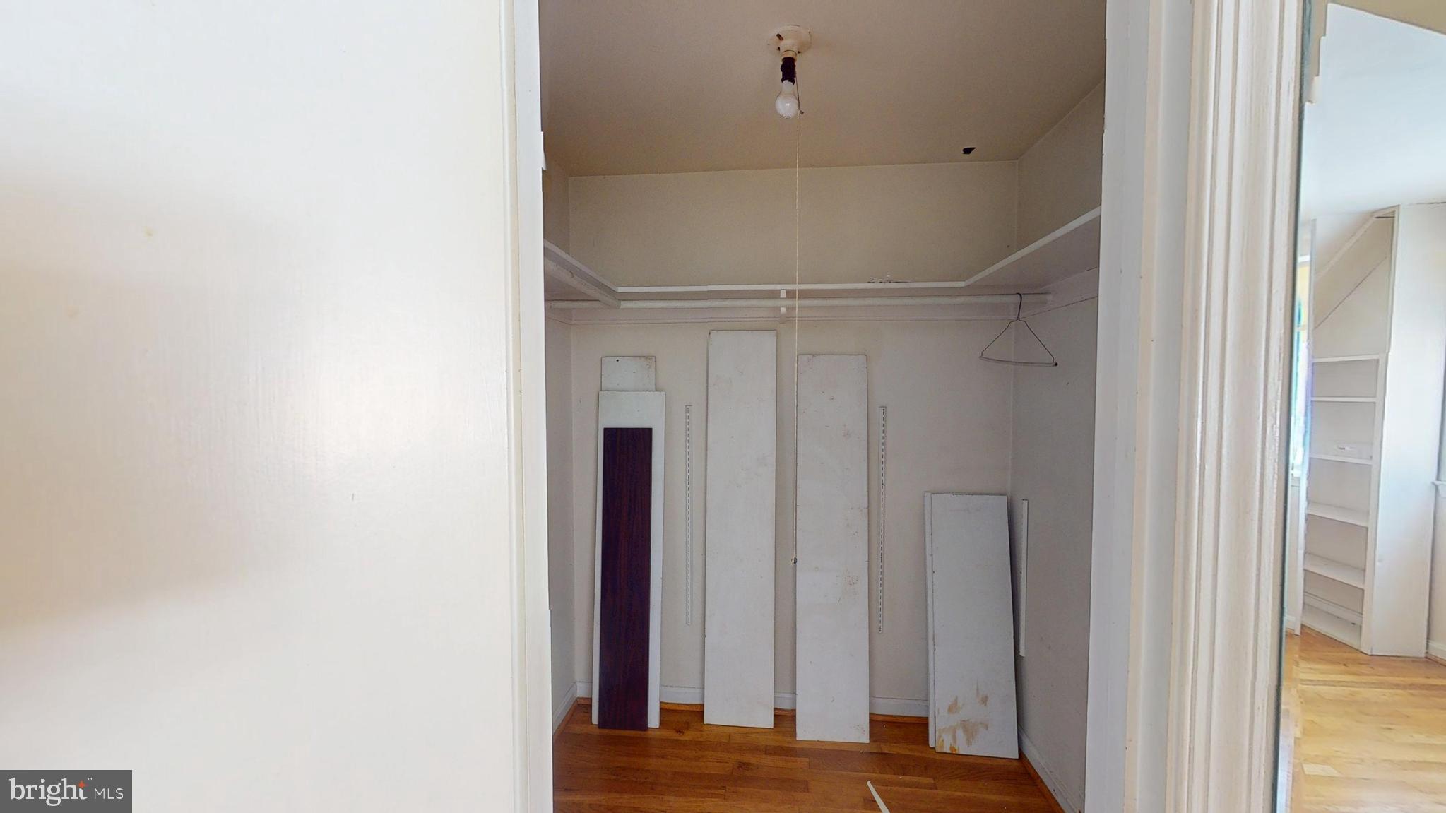 KINGS PARK - Residential