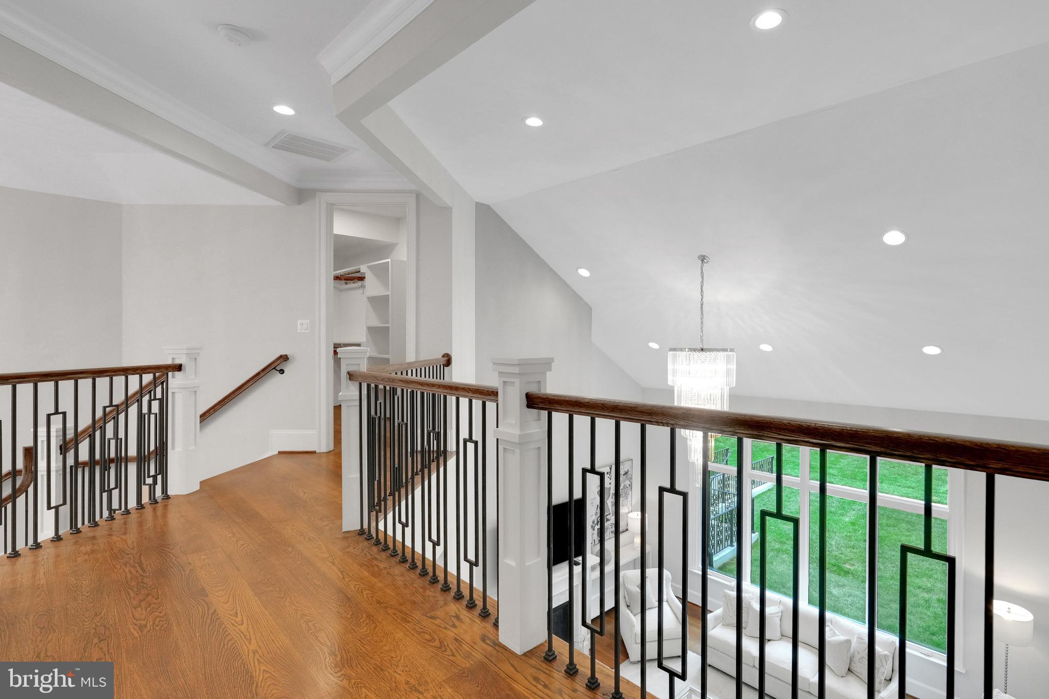 WESTBRIAR - Residential