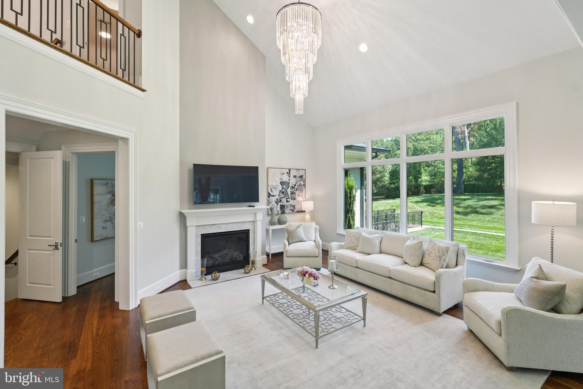 WESTBRIAR - Residential