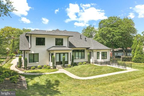 305 OLD COURTHOUSE ROAD NE VIENNA VA 22180