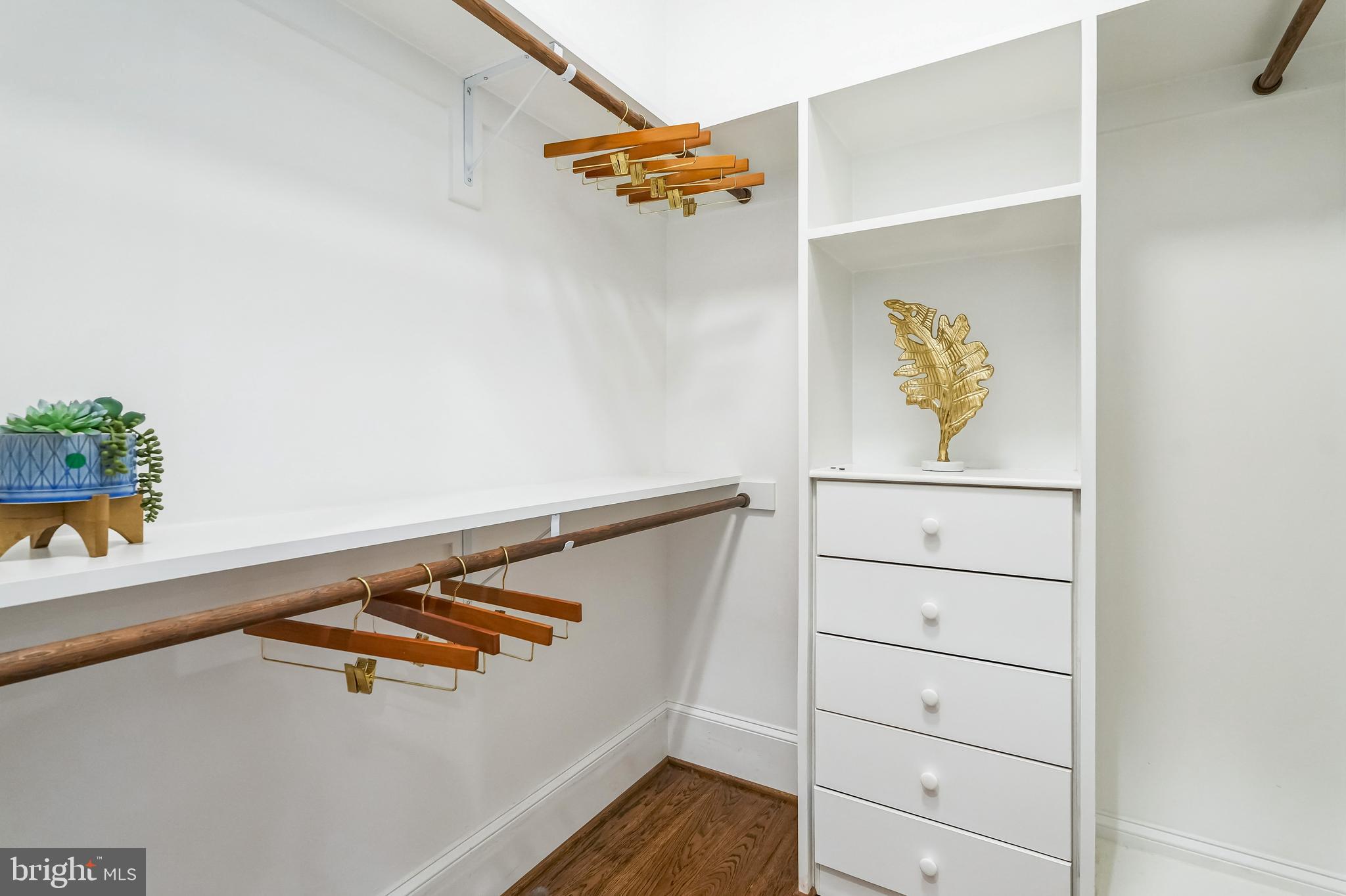 WESTBRIAR - Residential