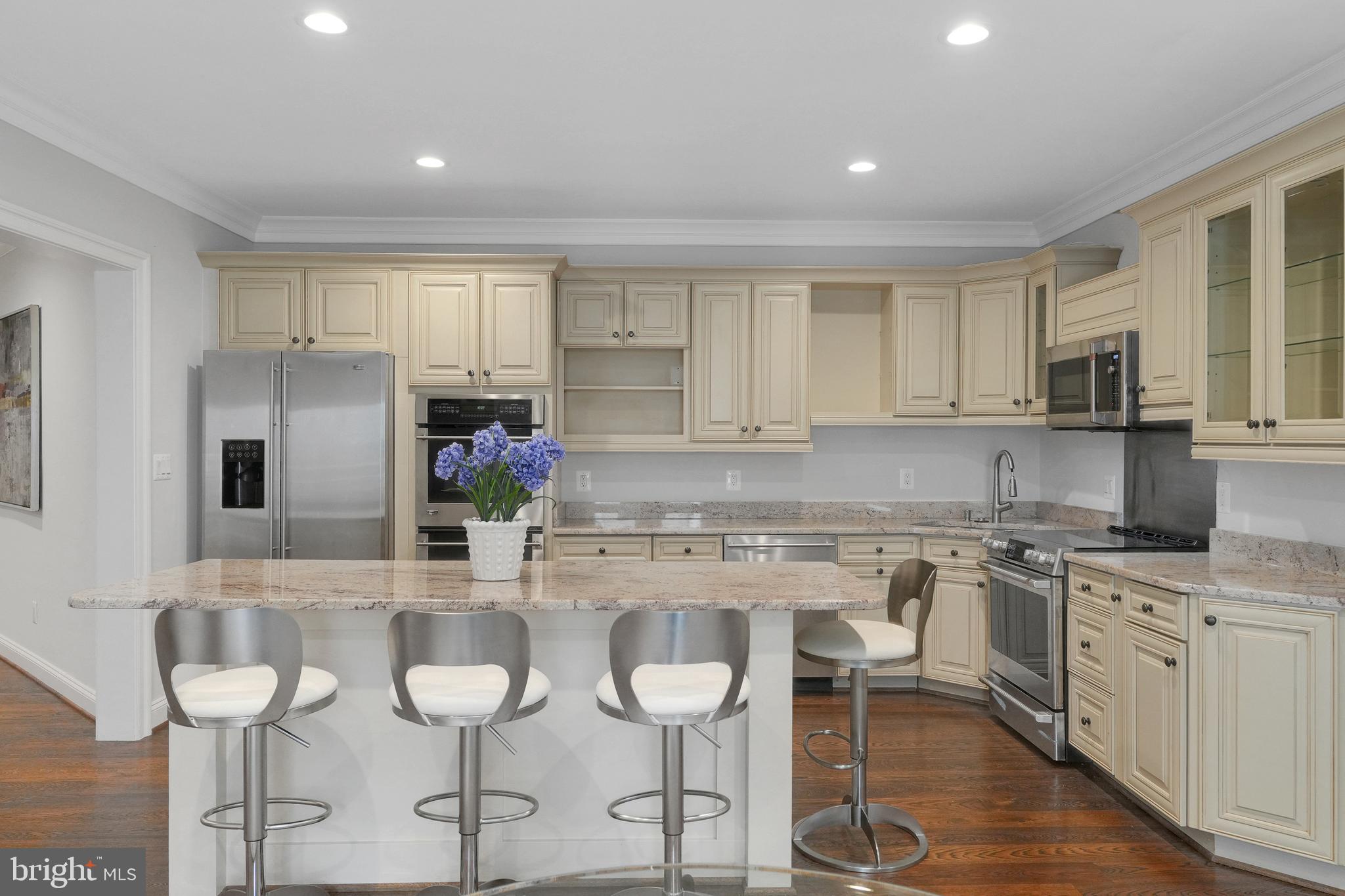 WESTBRIAR - Residential