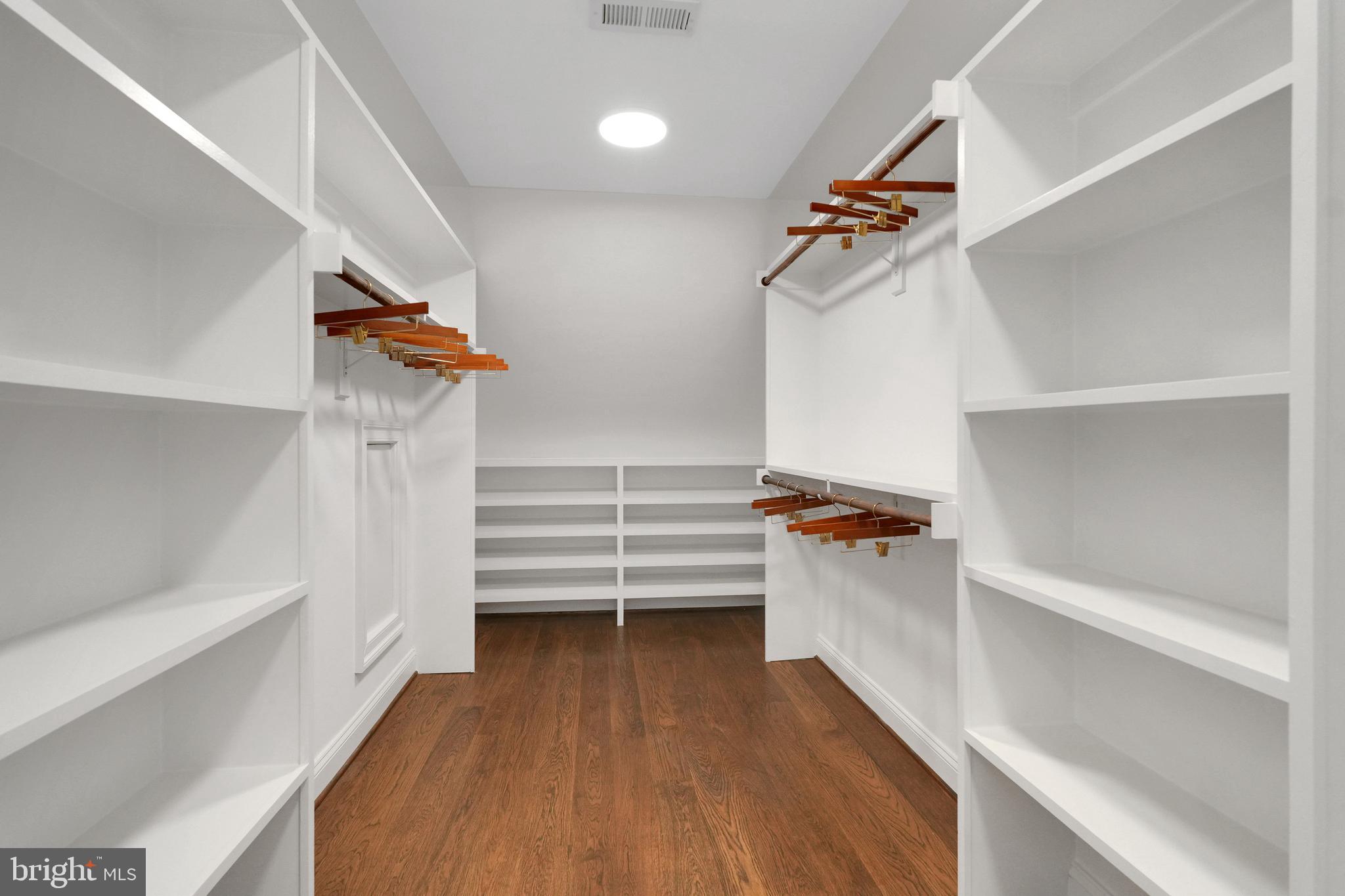 WESTBRIAR - Residential