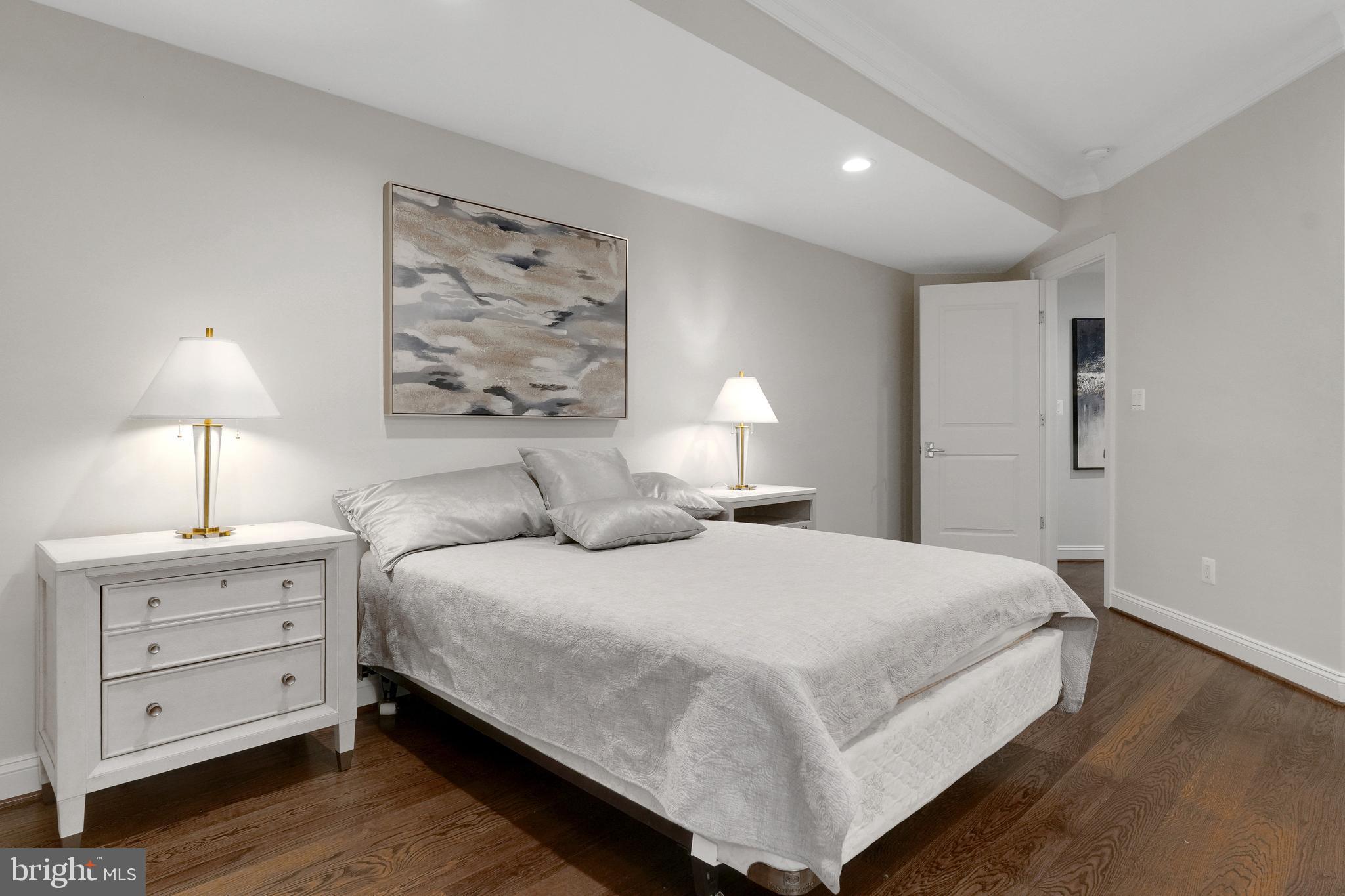 WESTBRIAR - Residential