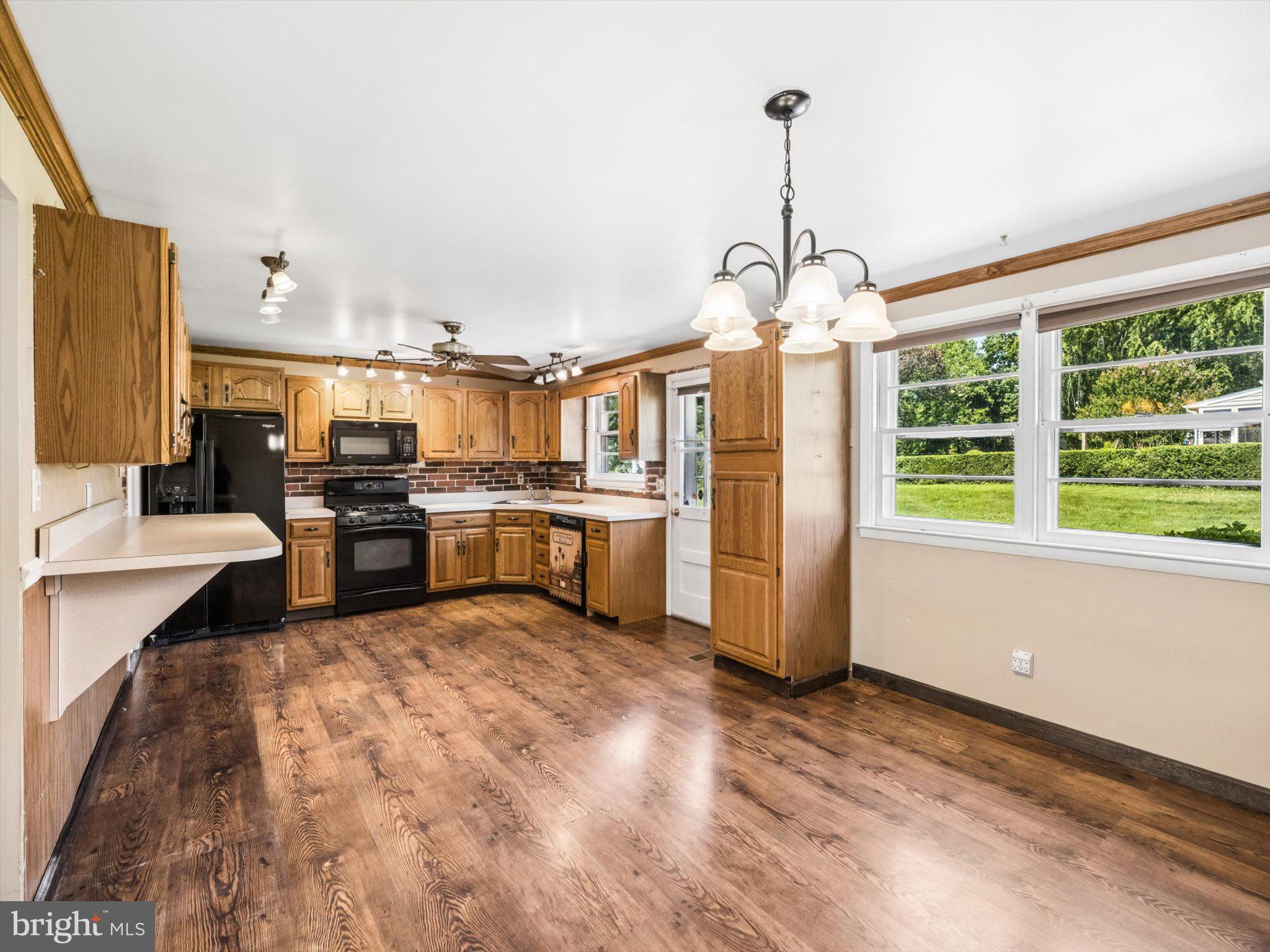 4899 JACKSON DRIVE