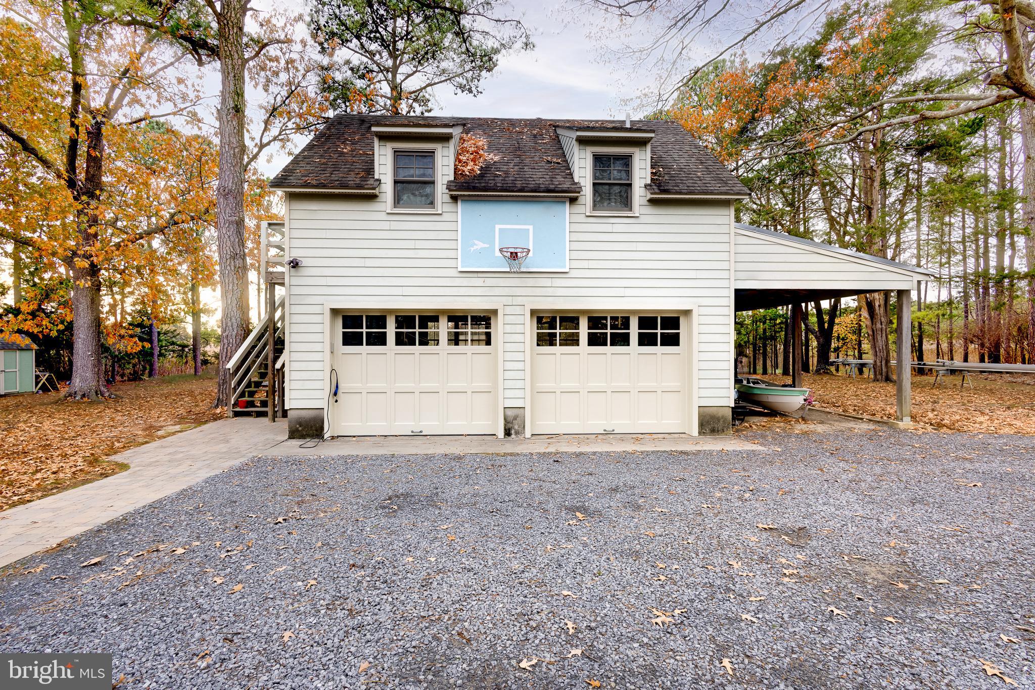 BACHELORS POINT - Residential