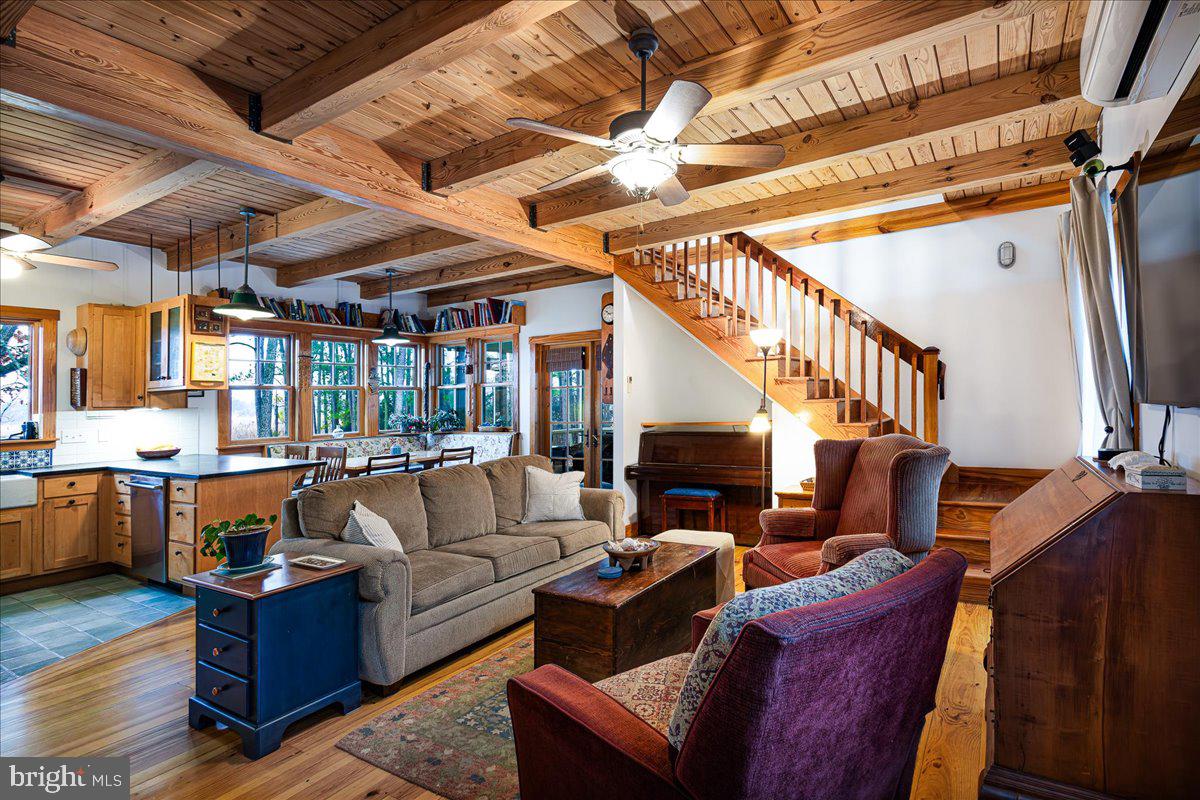 BACHELORS POINT - Residential