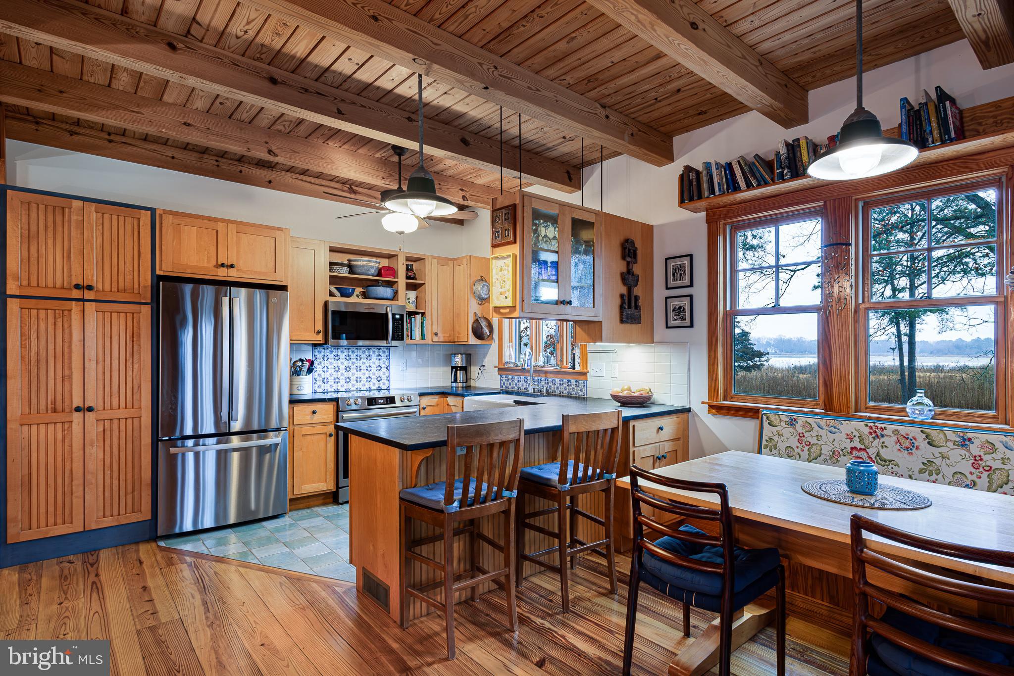 BACHELORS POINT - Residential