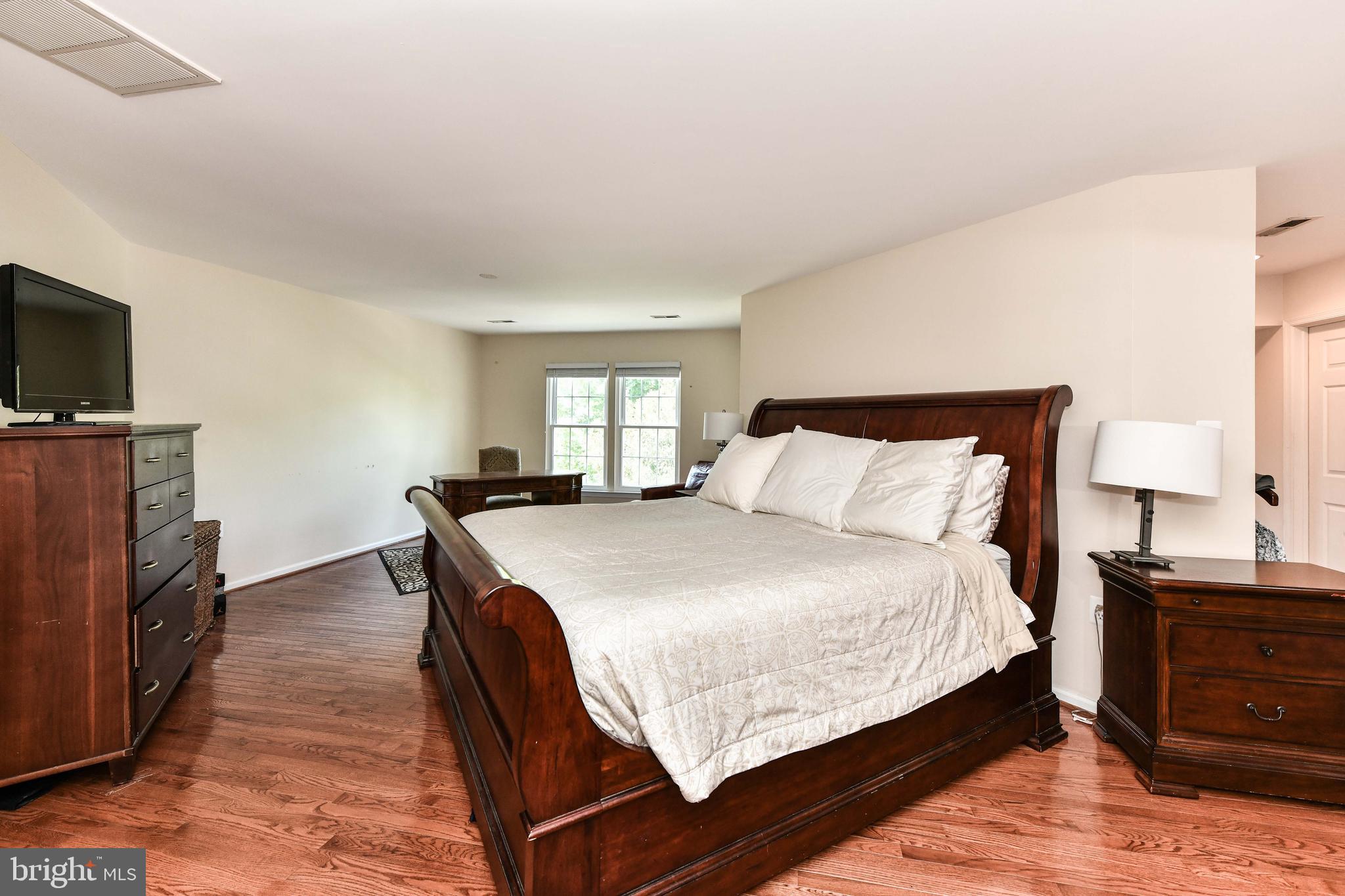 WOODLEA MANOR - Residential Lease