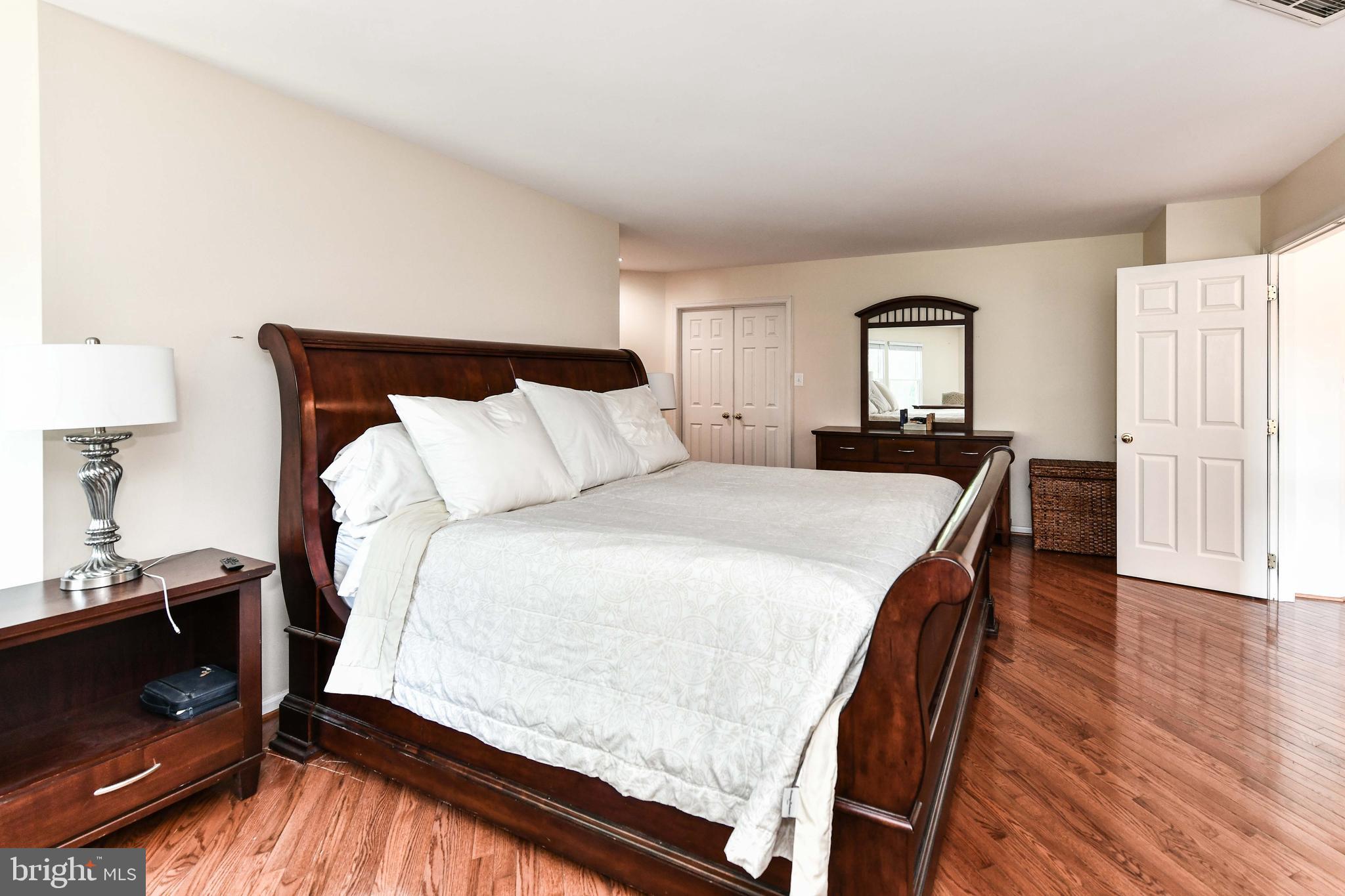 WOODLEA MANOR - Residential Lease