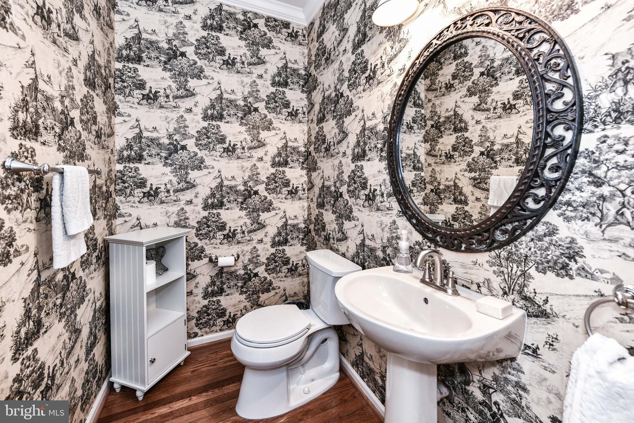 WOODLEA MANOR - Residential Lease