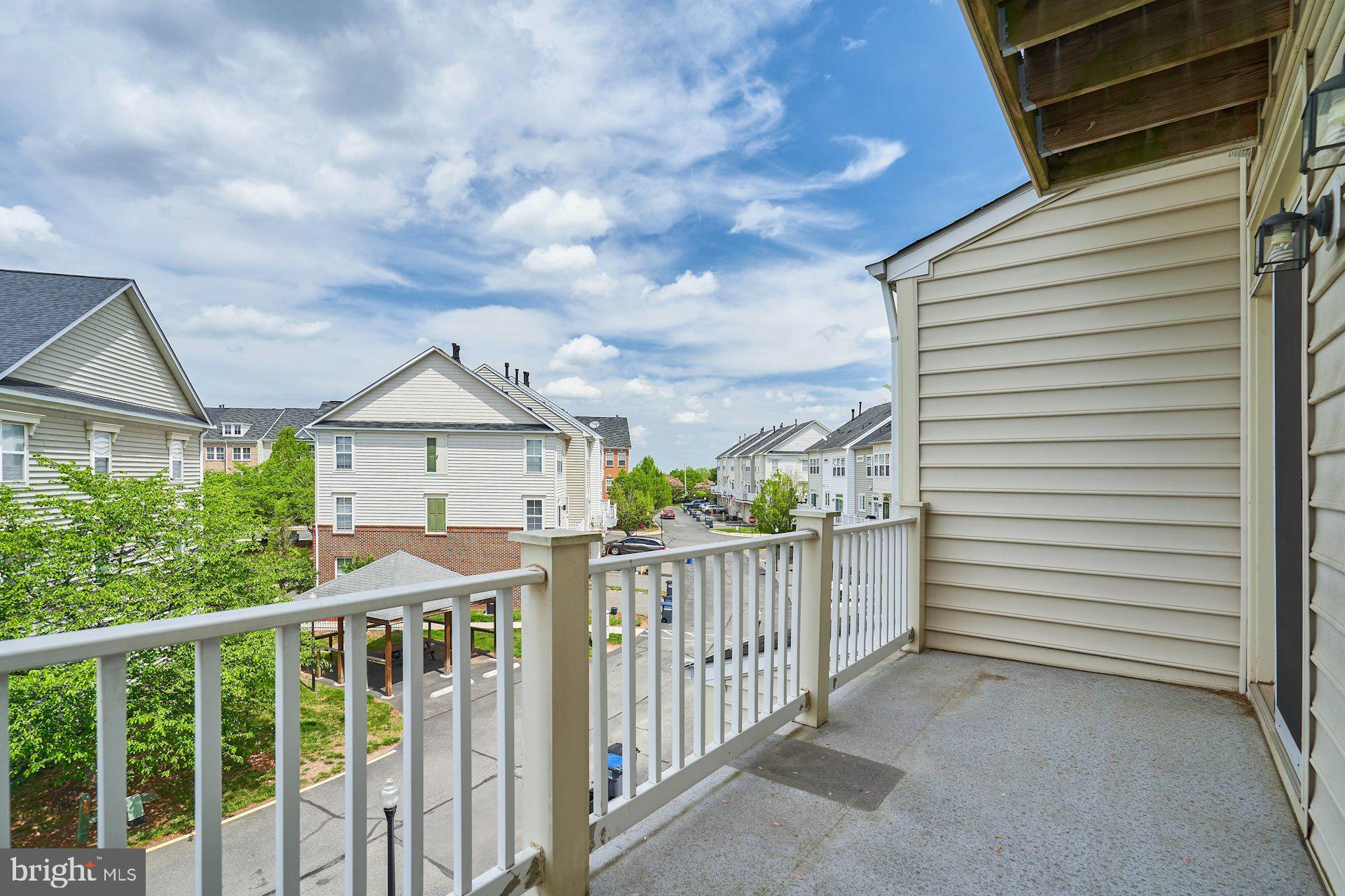 THE TOWNES AT VILLAGE PLACE - Residential Lease