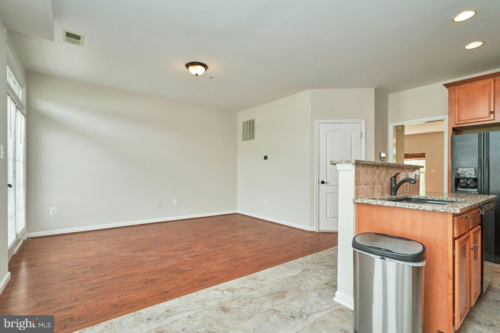 THE TOWNES AT VILLAGE PLACE - Residential Lease