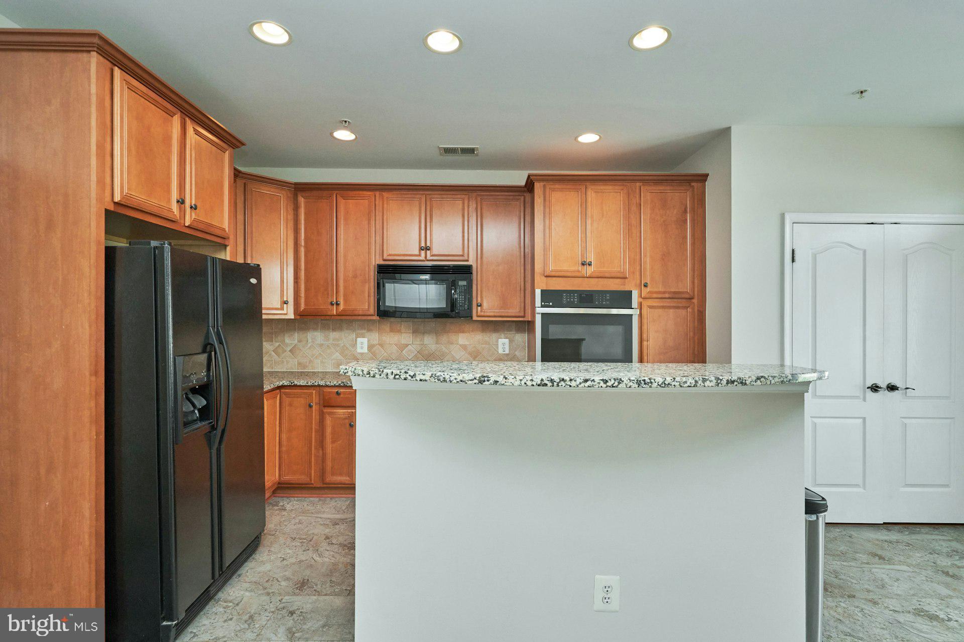 THE TOWNES AT VILLAGE PLACE - Residential Lease