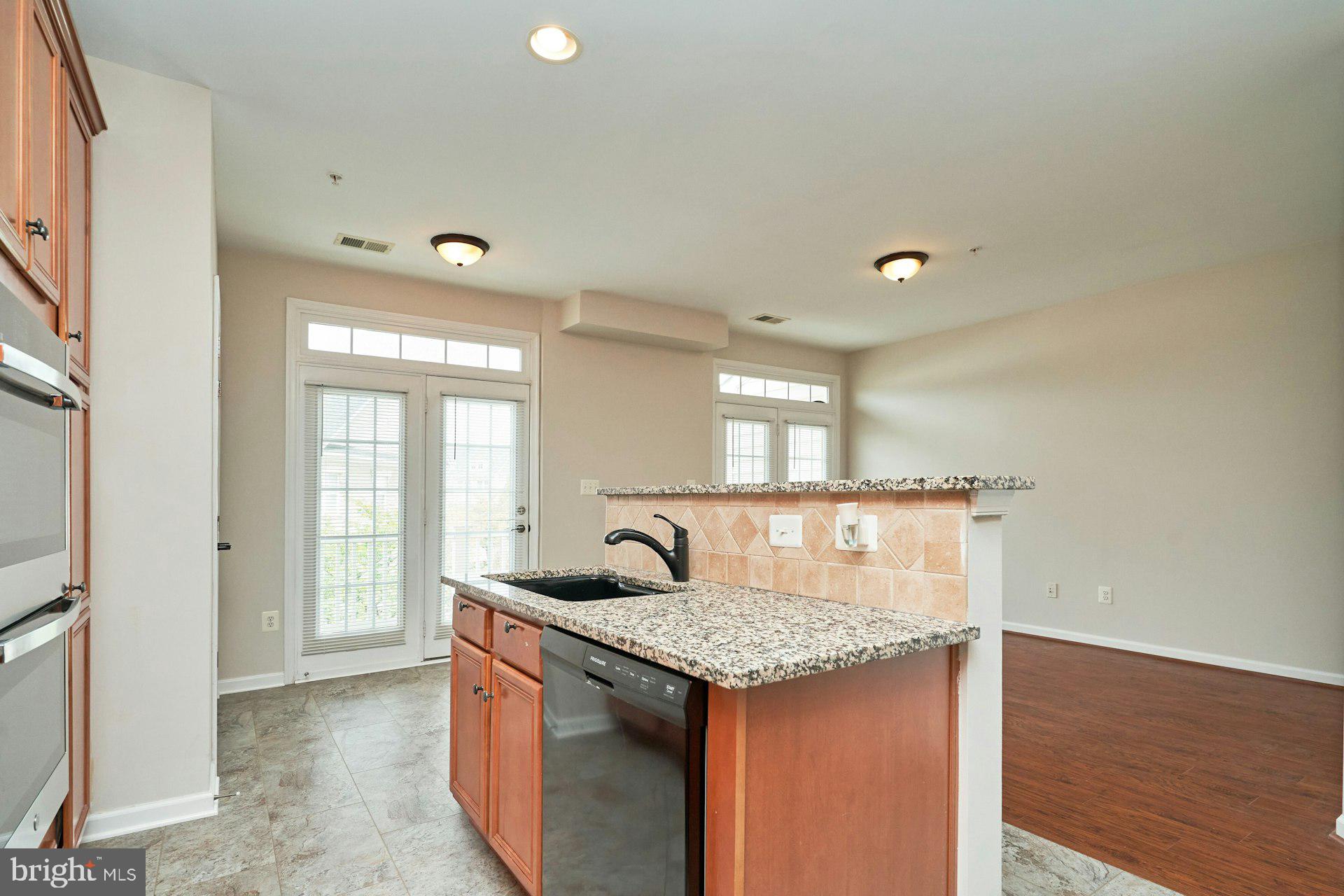 THE TOWNES AT VILLAGE PLACE - Residential Lease