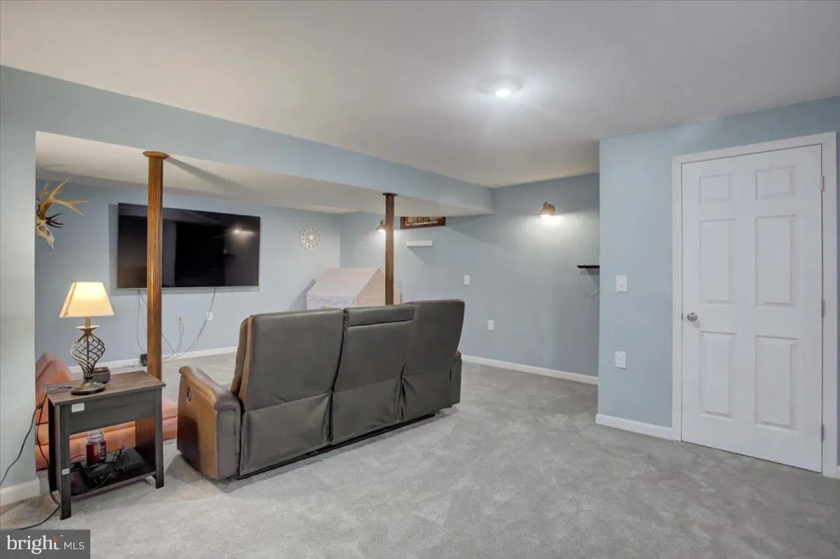 Chambersburg, Pennsylvania 17201, United States, 3 Bedrooms Bedrooms, ,2 BathroomsBathrooms,Residential,Coming Soon,175058