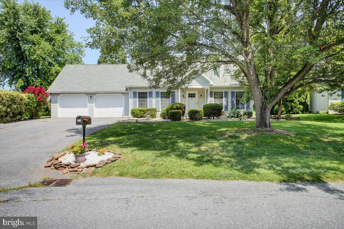 Chambersburg, Pennsylvania 17201, United States, 3 Bedrooms Bedrooms, ,2 BathroomsBathrooms,Residential,Coming Soon,175058