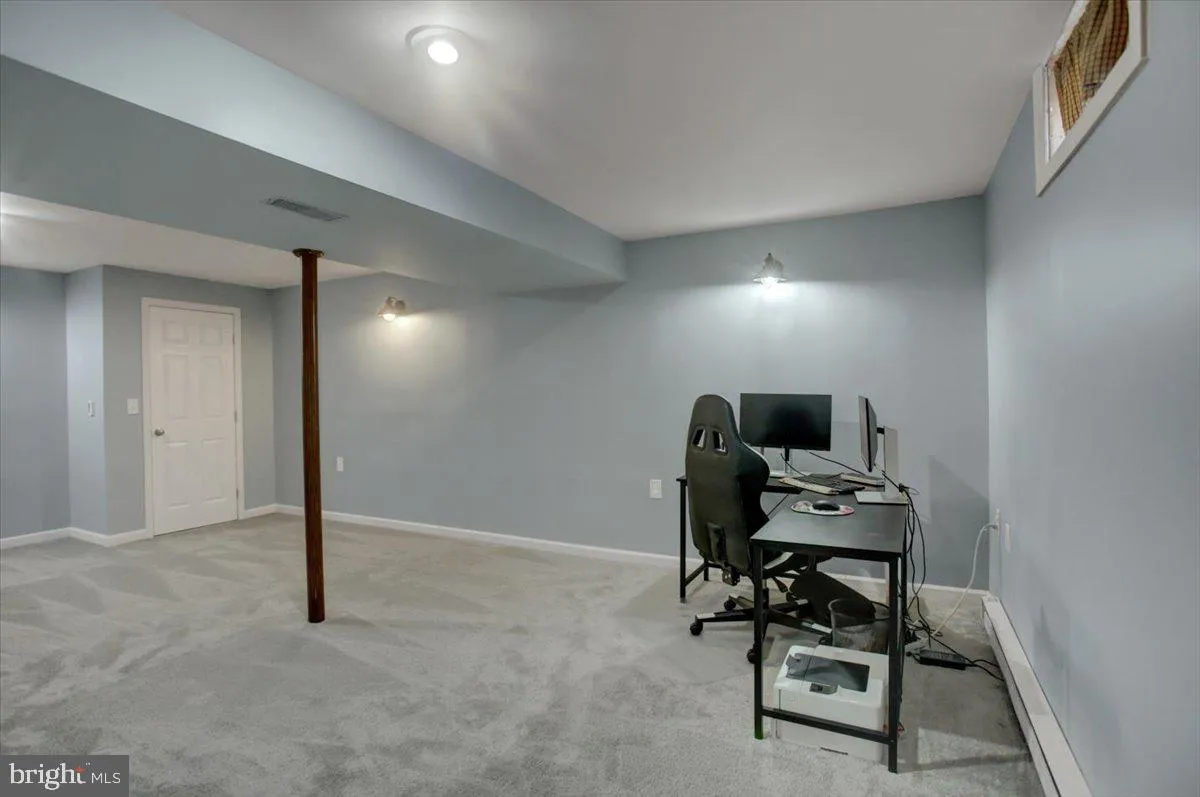 Chambersburg, Pennsylvania 17201, United States, 3 Bedrooms Bedrooms, ,2 BathroomsBathrooms,Residential,Coming Soon,175058