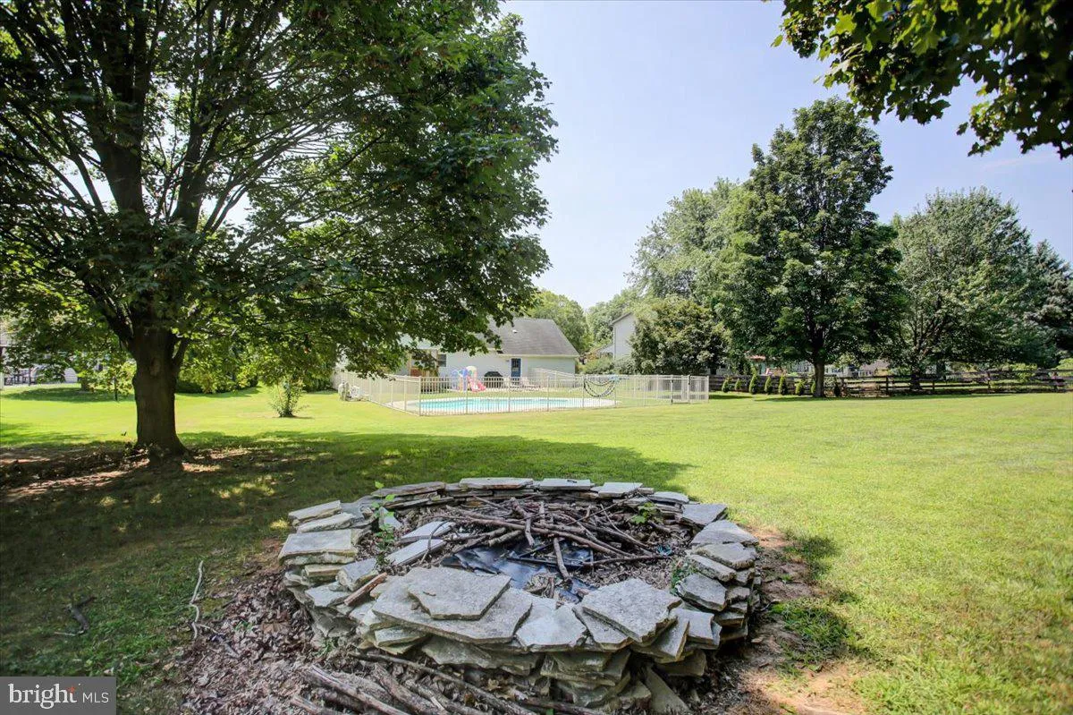 Chambersburg, Pennsylvania 17201, United States, 3 Bedrooms Bedrooms, ,2 BathroomsBathrooms,Residential,Coming Soon,175058