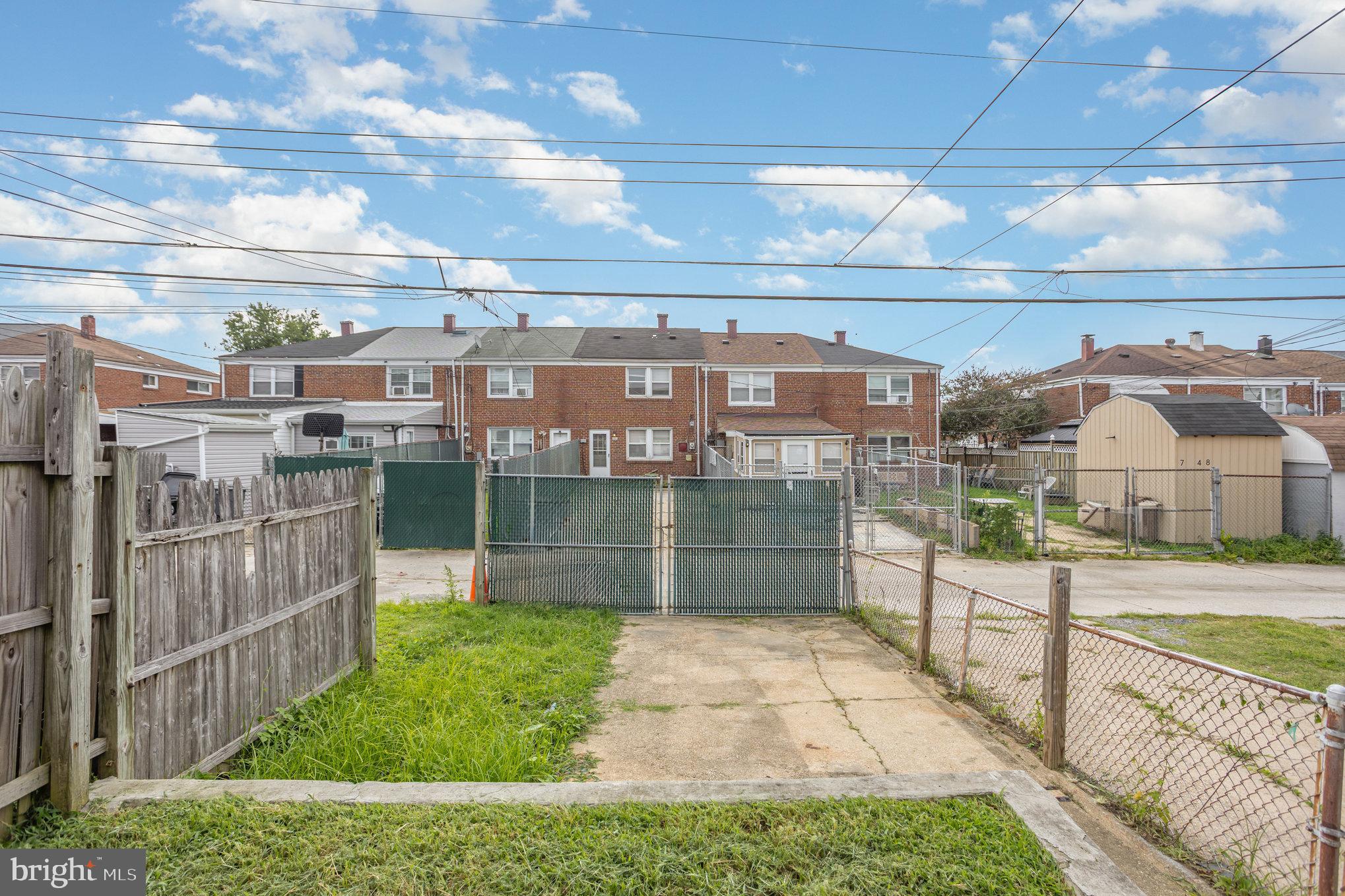 NORTH POINT VILLAGE - Residential