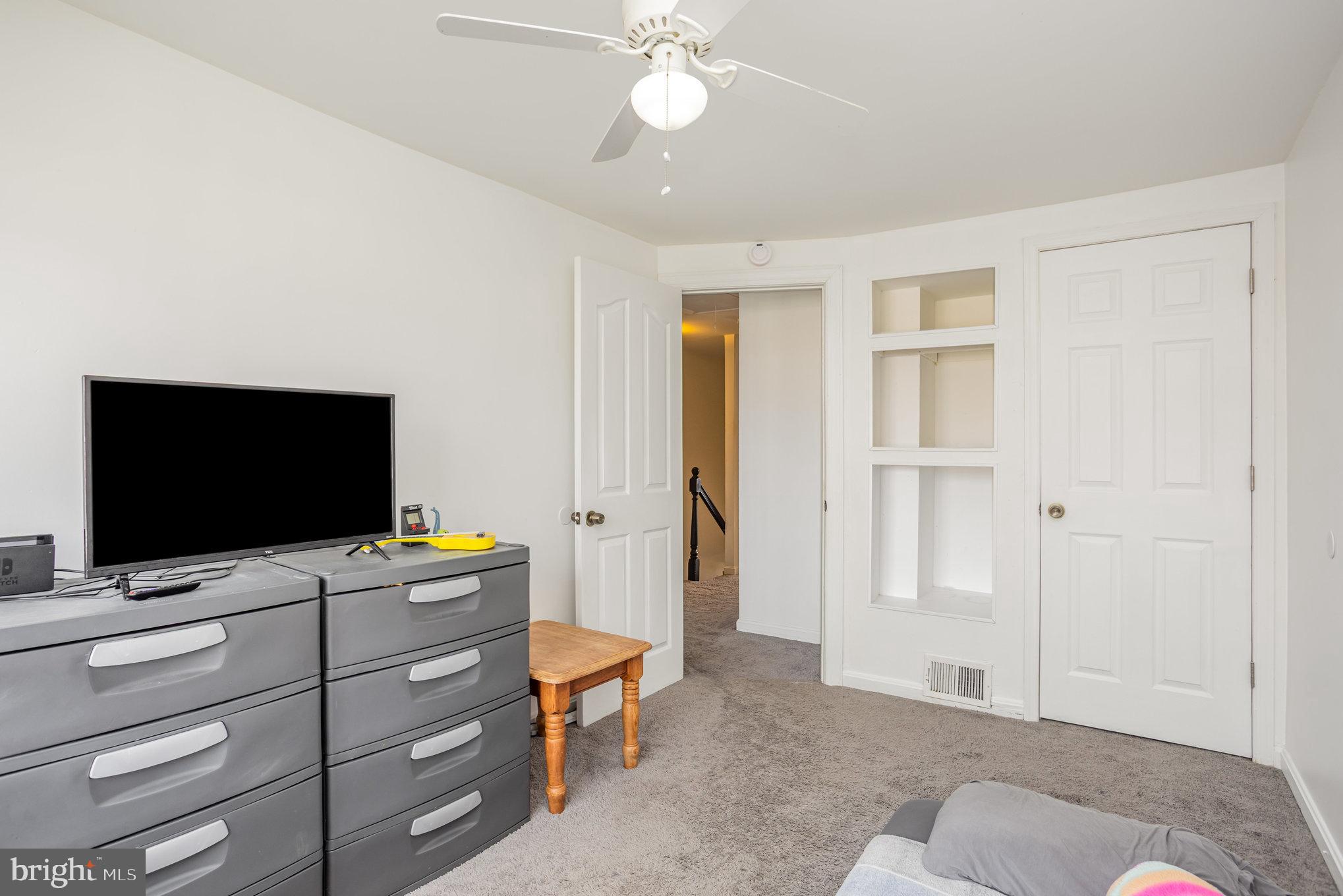 NORTH POINT VILLAGE - Residential