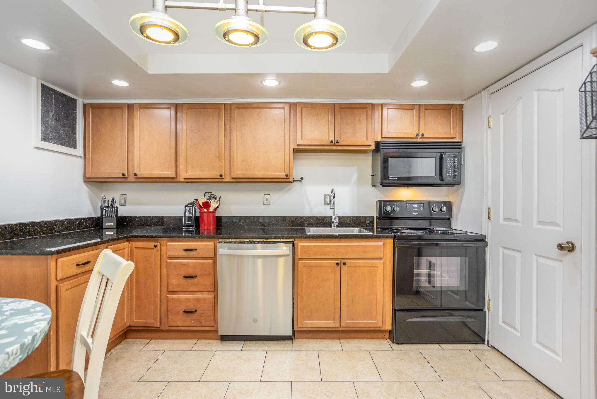 NORTH POINT VILLAGE - Residential