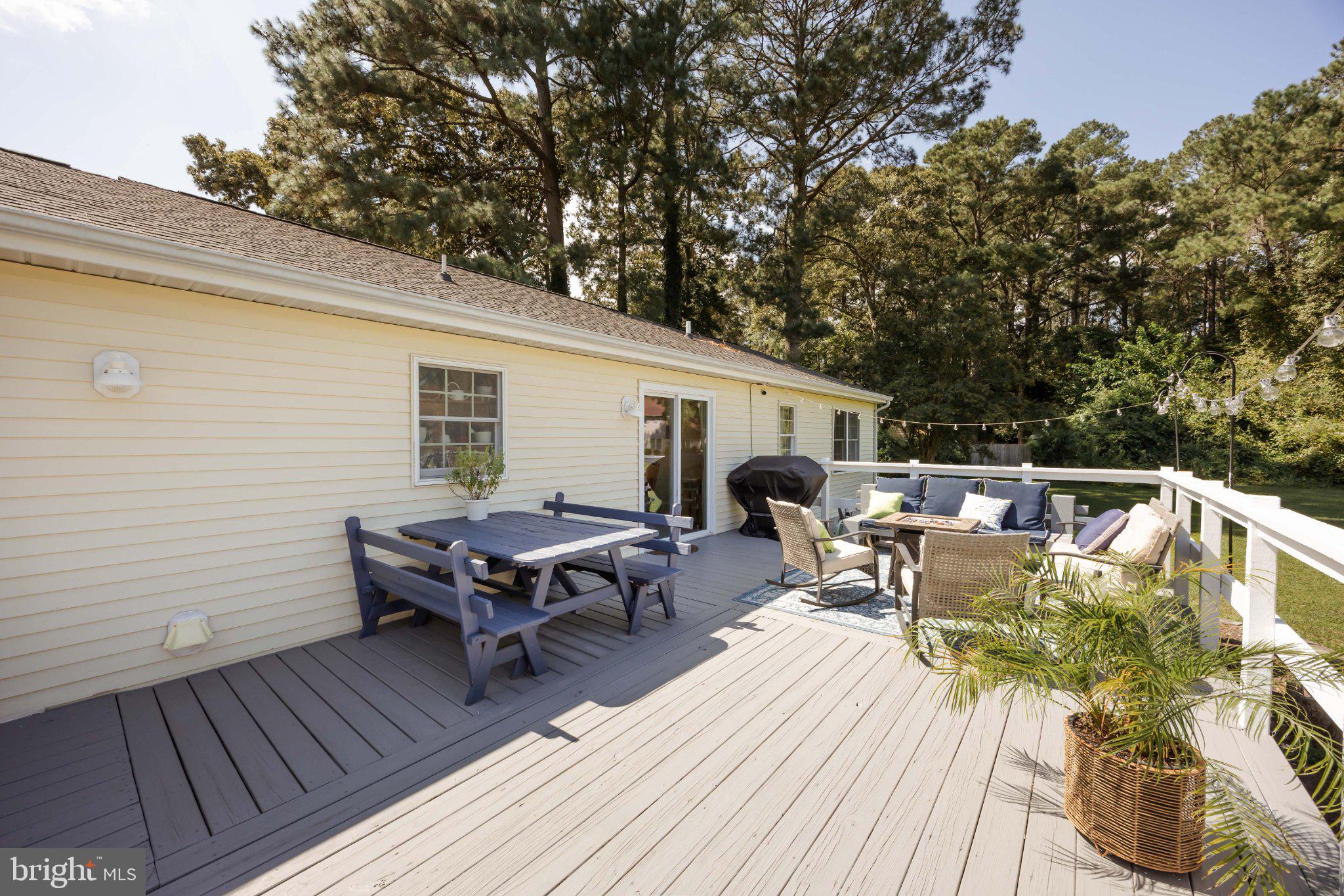 205 THRASHER WAY