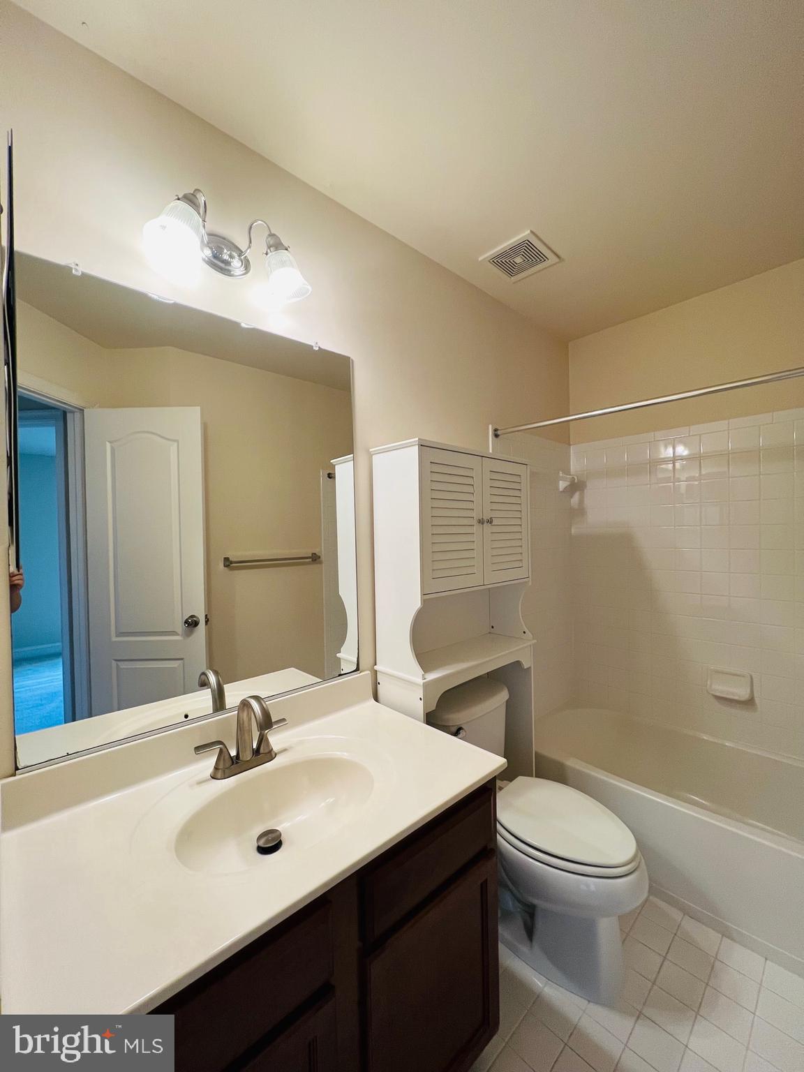 CLARKSBURG VILLAGE - Residential Lease