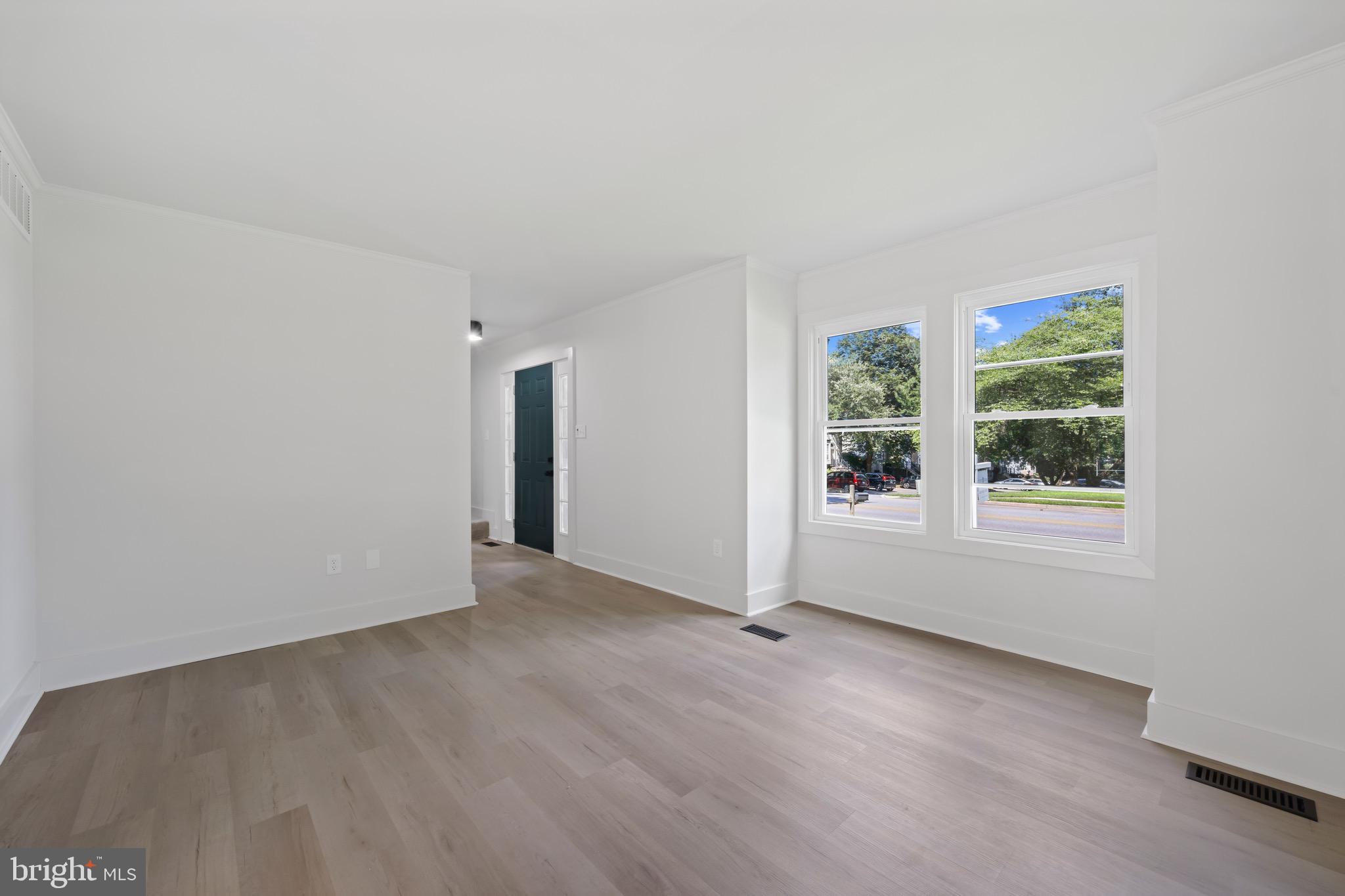 112 MARDAN DRIVE