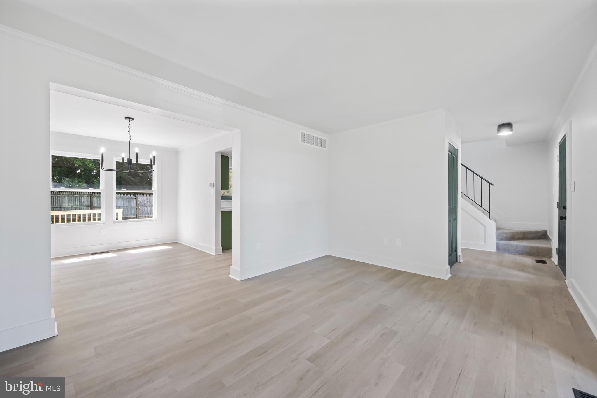 112 MARDAN DRIVE